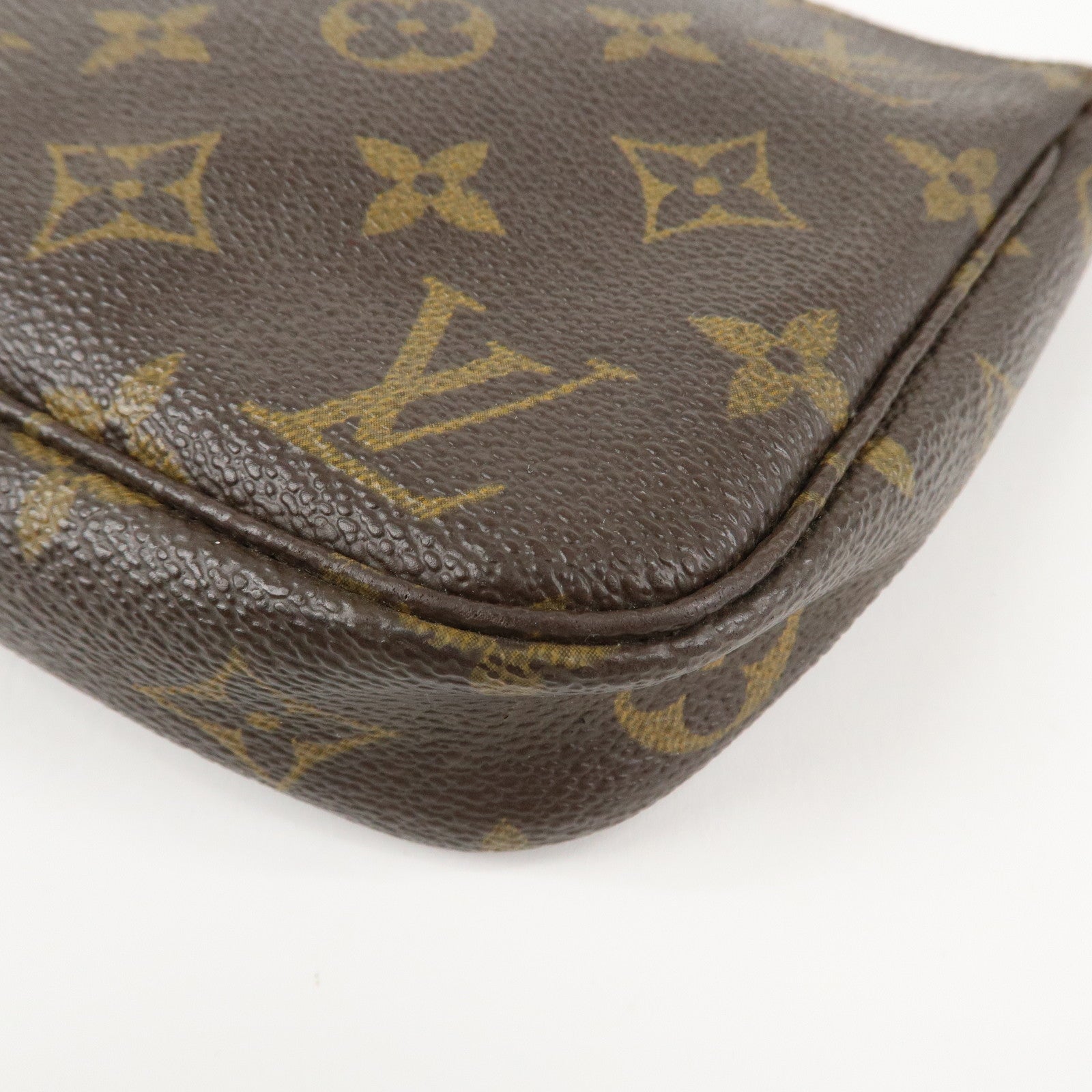 Louis Vuitton Monogram Pochette Accessoires Hand Bag Brown M51980 Used