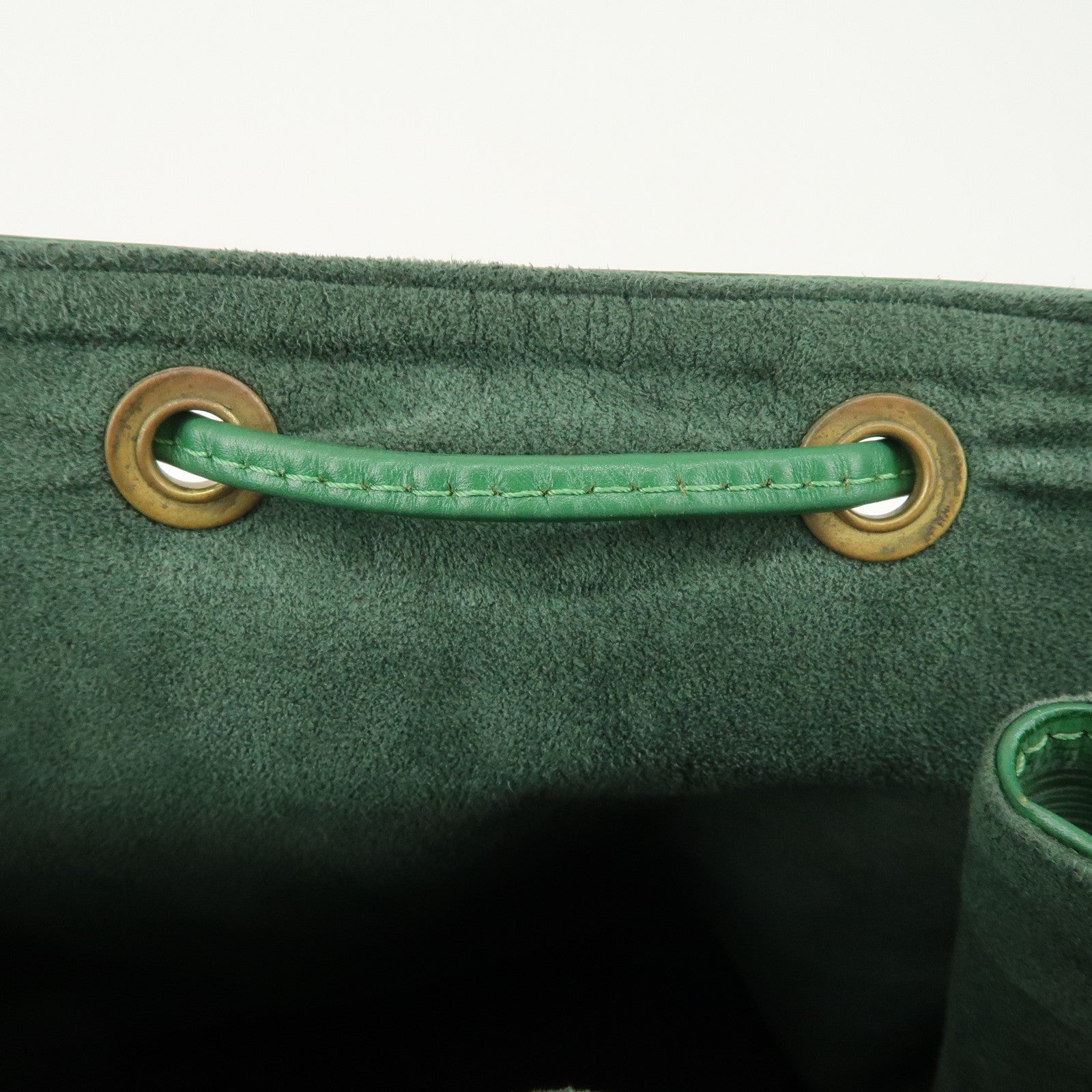 Louis Vuitton Epi Leather Noe Shoulder Bag Borneo Green M44004