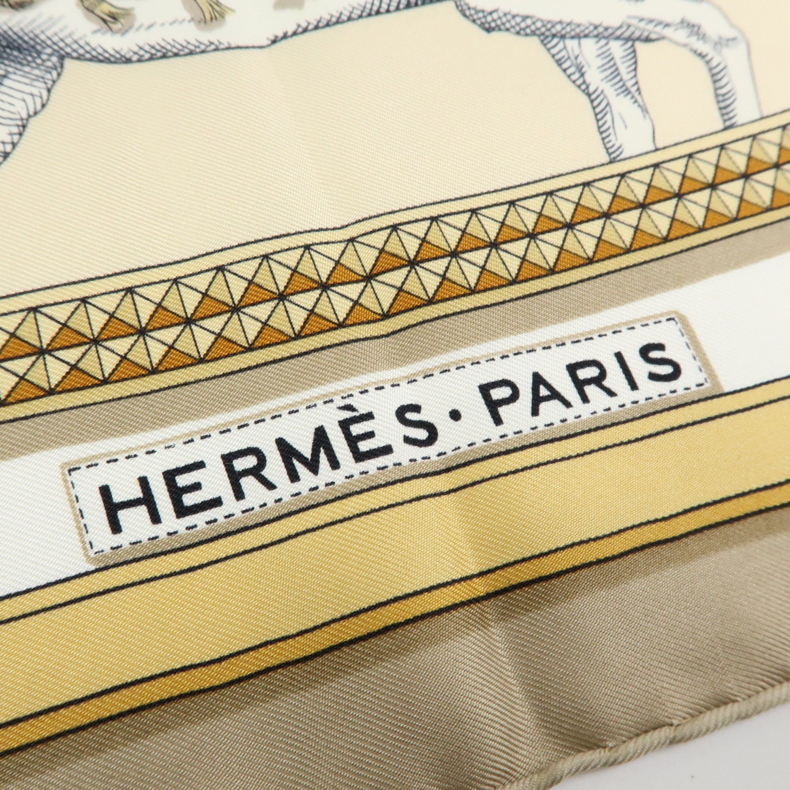 HERMES Carre 90 Silk 100% Scarf GRAND APPARAT White Beige