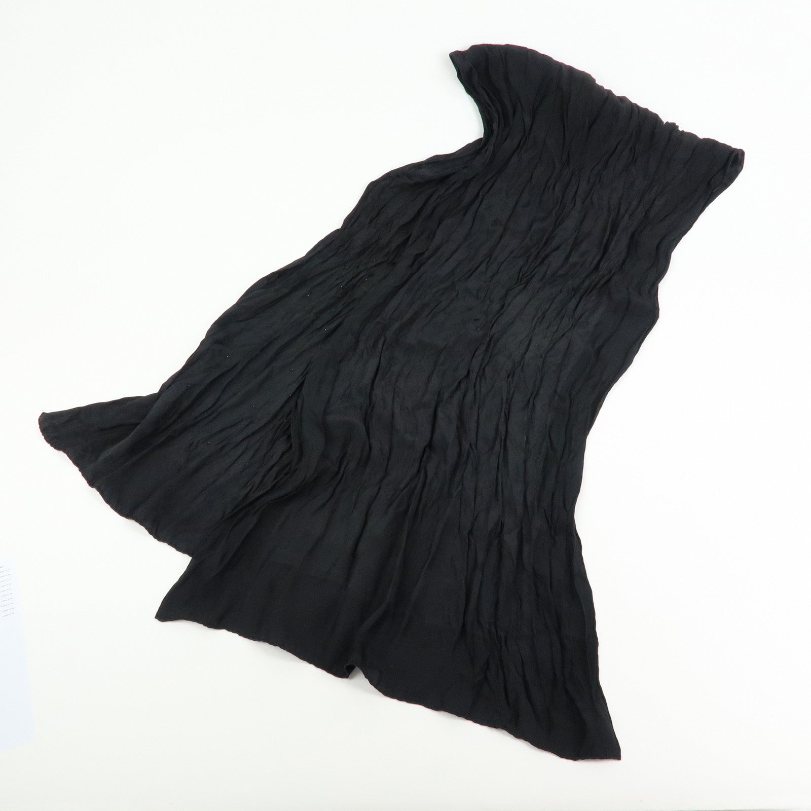 Louis Vuitton Monogram Silk 100% Scarf Shawl Black