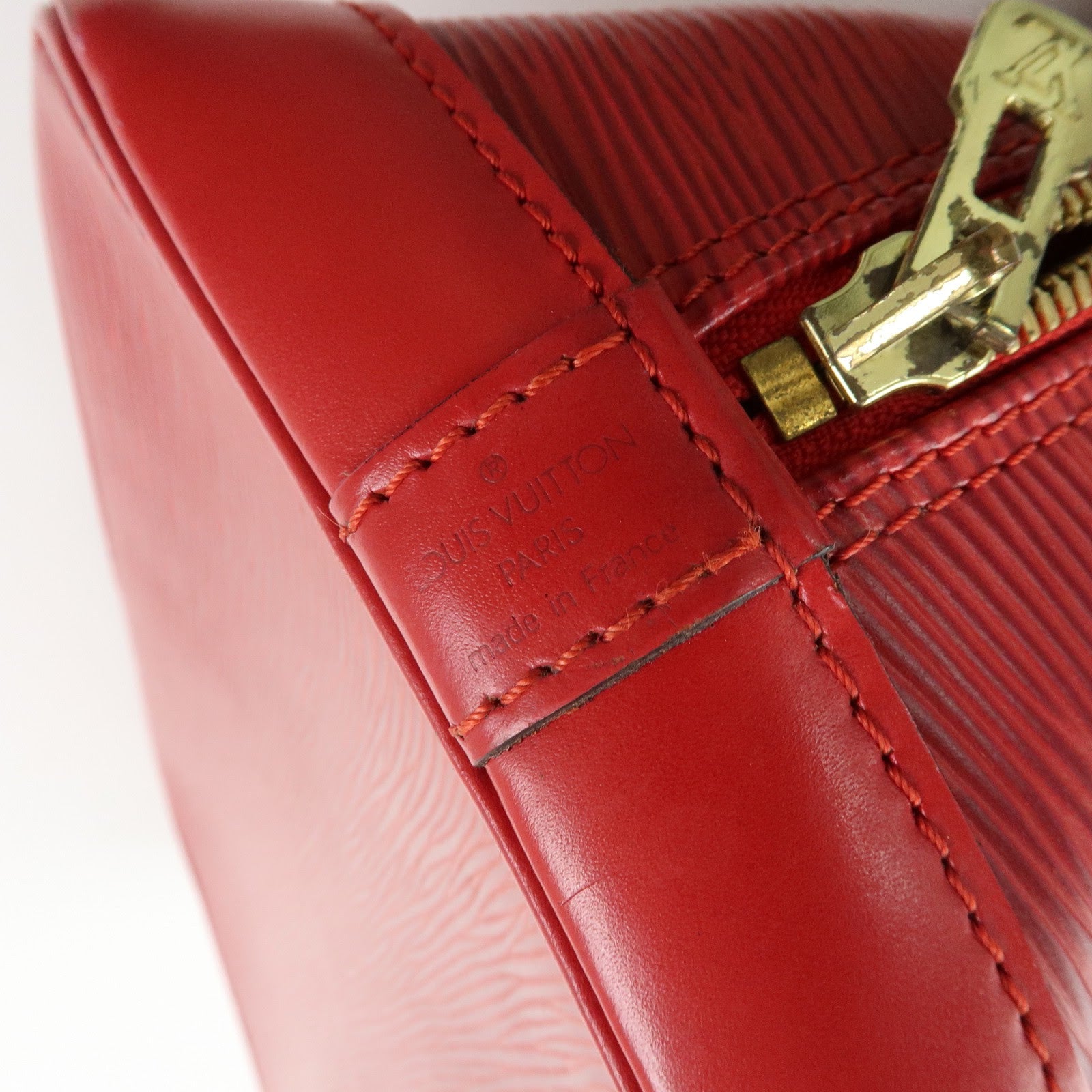 Louis Vuitton Epi Leather Alma Hand Bag Castilian Red M52147
