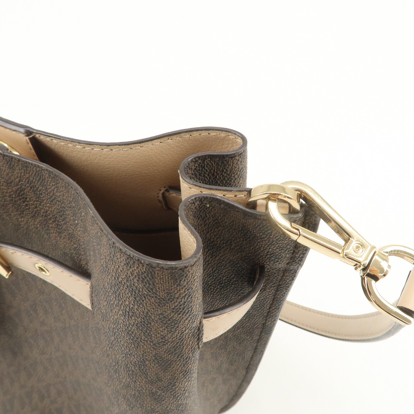 MICHAEL KORS PVC Leather Shoulder Bag Crossbody Bag Brown