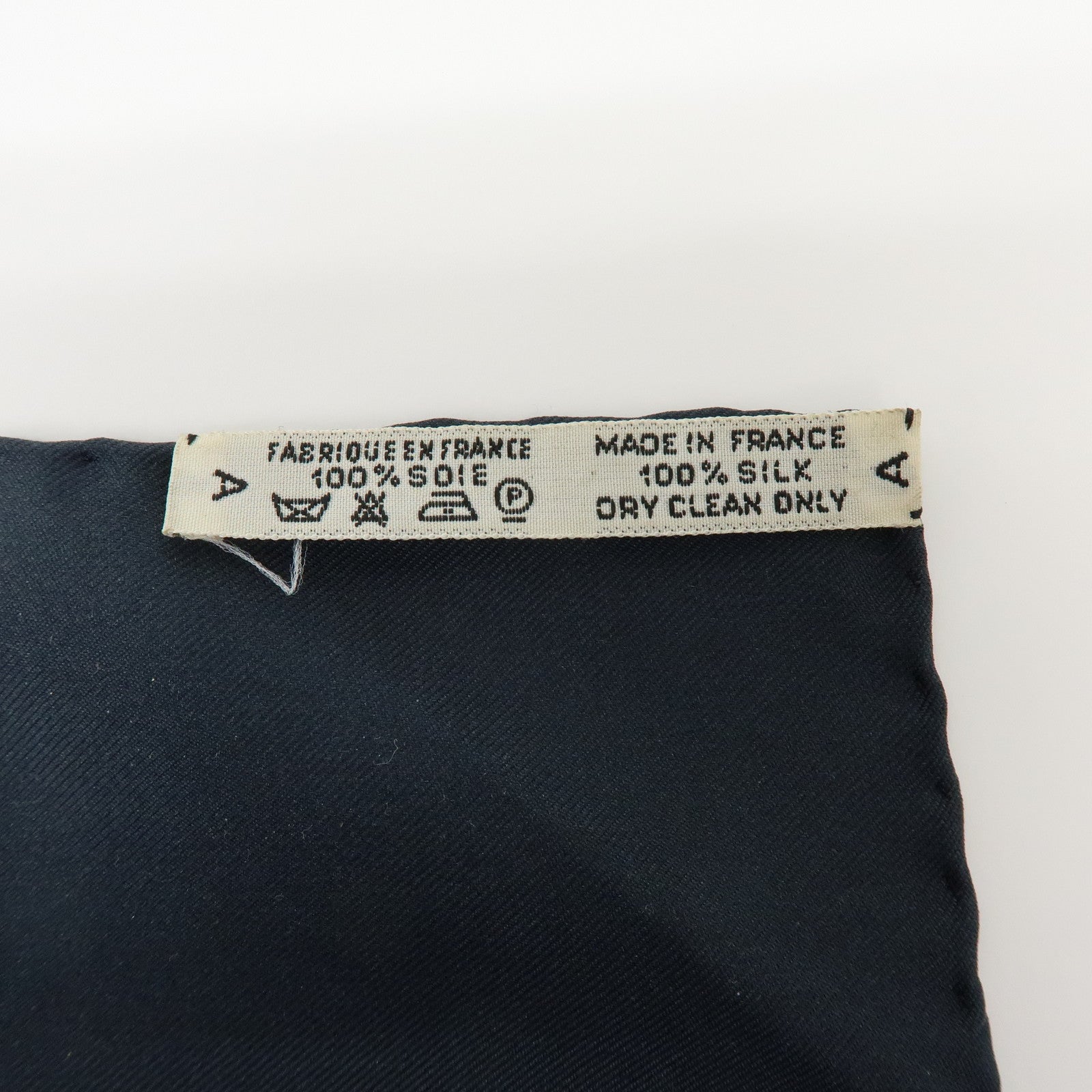 HERMES Carre 90 Silk 100% Scarf LES RUBANS DU CHEVAL Black Gold