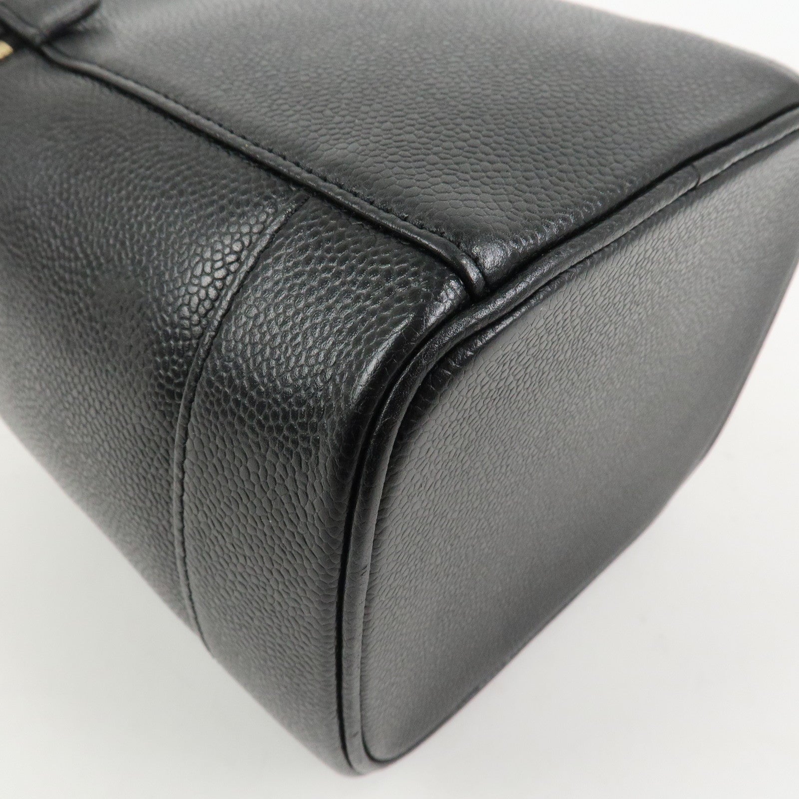 CHANEL COCO Mark Caviaskin Vanity Bag Makeup Bag Hand Bag A01998