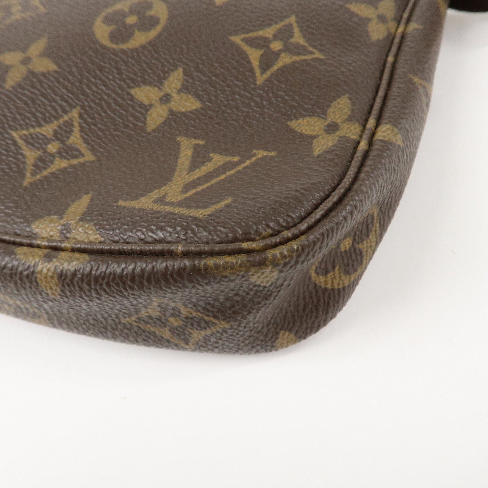 Louis Vuitton Monogram Pochette Accessoires Hand Bag Brown M51980 Used