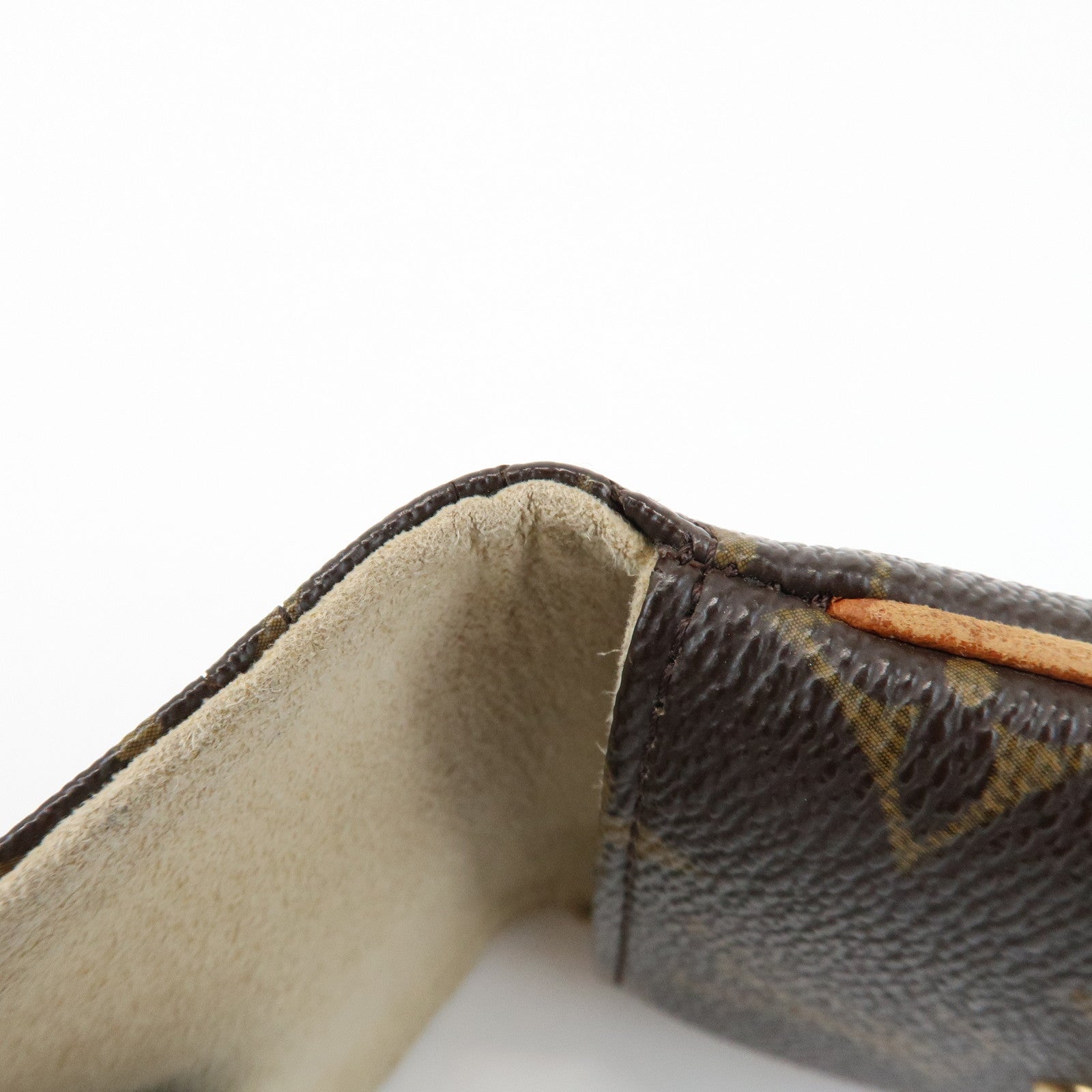 Louis Vuitton Monogram Etui Telefonne MM Phone Case Brown M66546