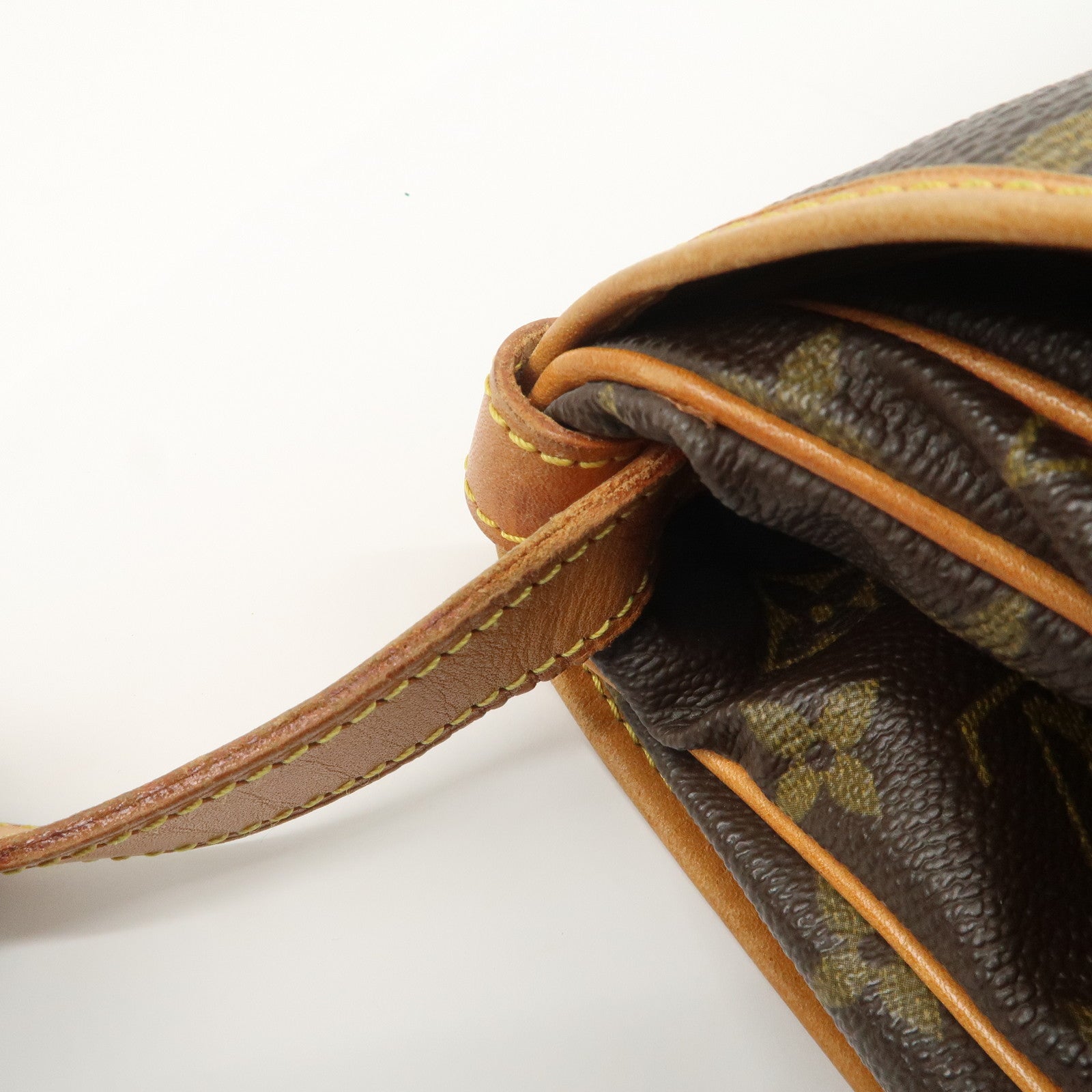 Louis Vuitton Monogram Saumur 30 Shoulder Bag Brown M42256 Used