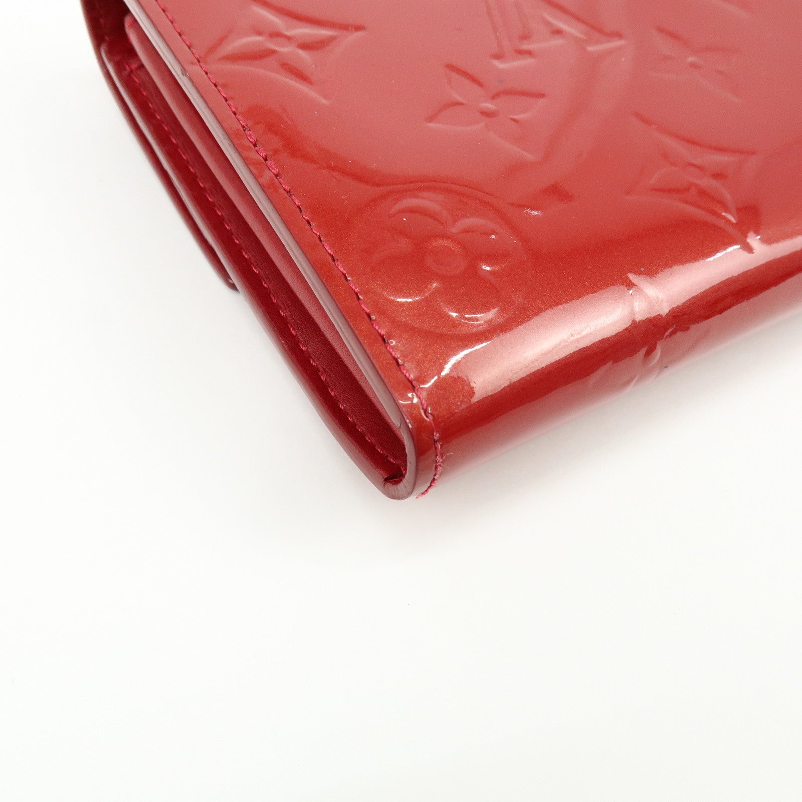 Louis Vuitton Monogram Vernis Portefeuille Sarah Wallet Red M91739