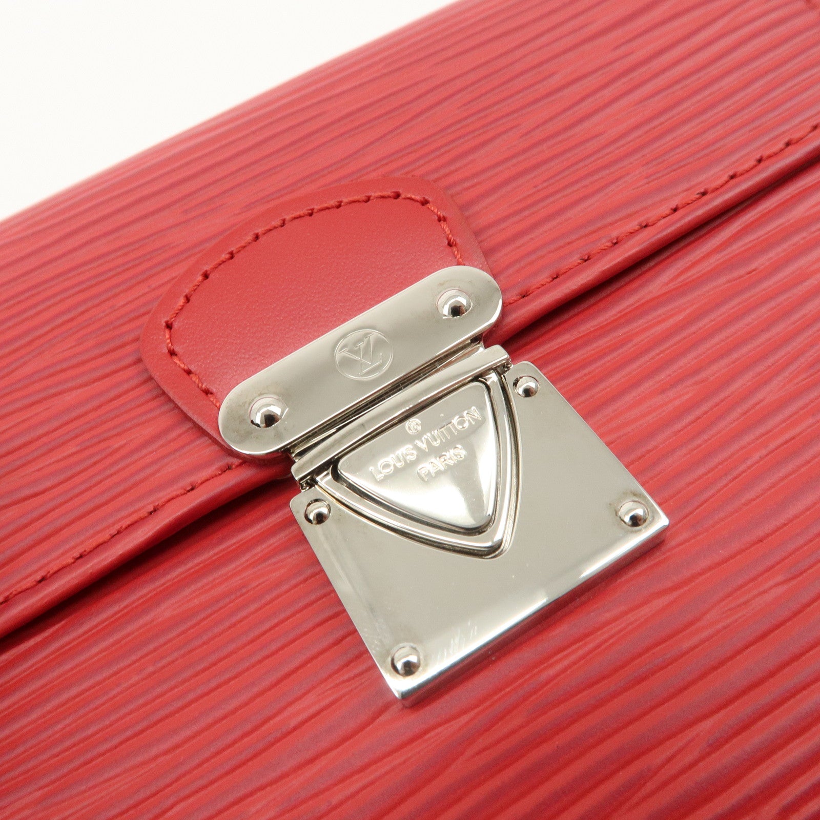 Louis Vuitton Epi Portefeuille Koala Wallet Rouge M5801E