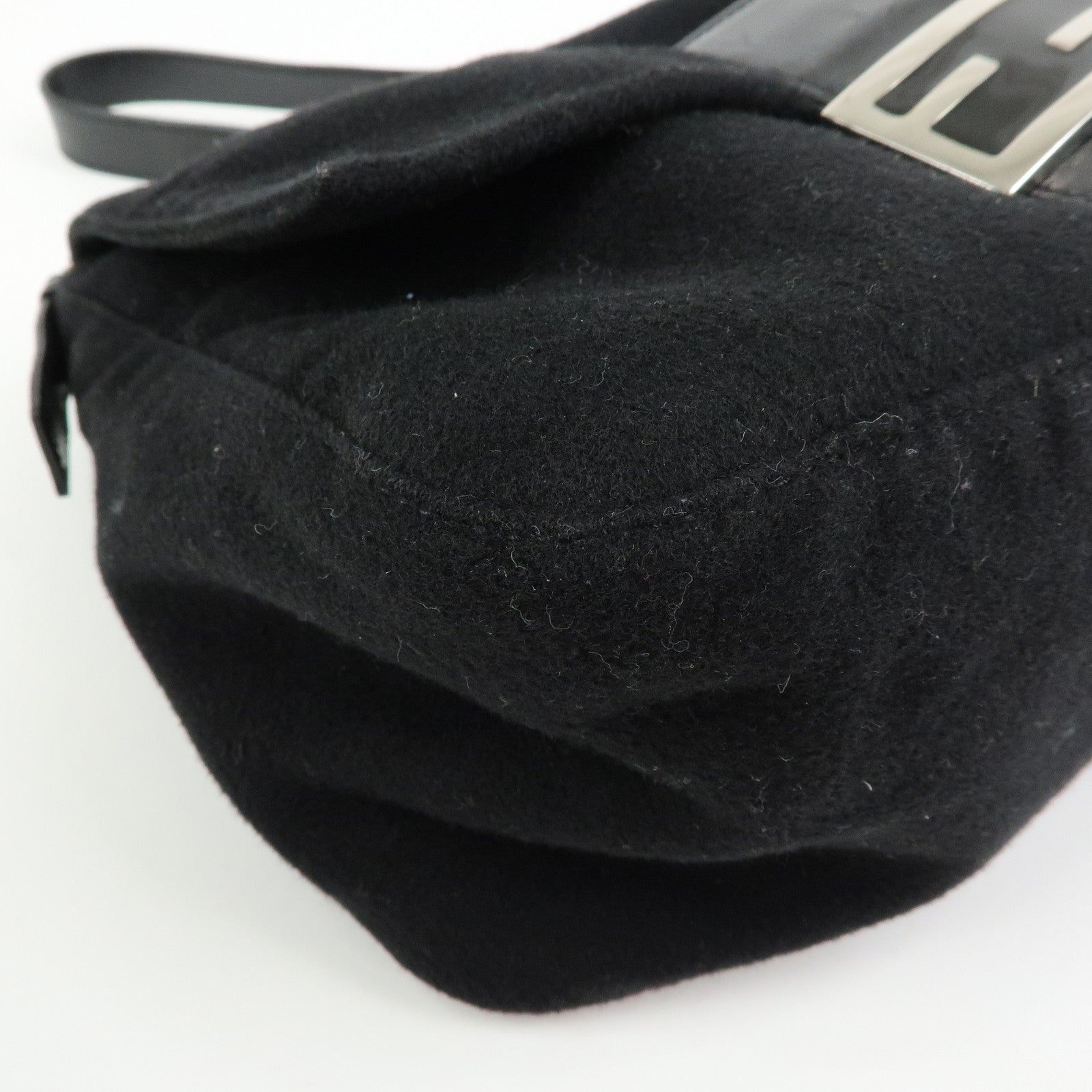 FENDI Mamma Baguette Wool Leather Shoulder Bag Hand Bag Black 26325