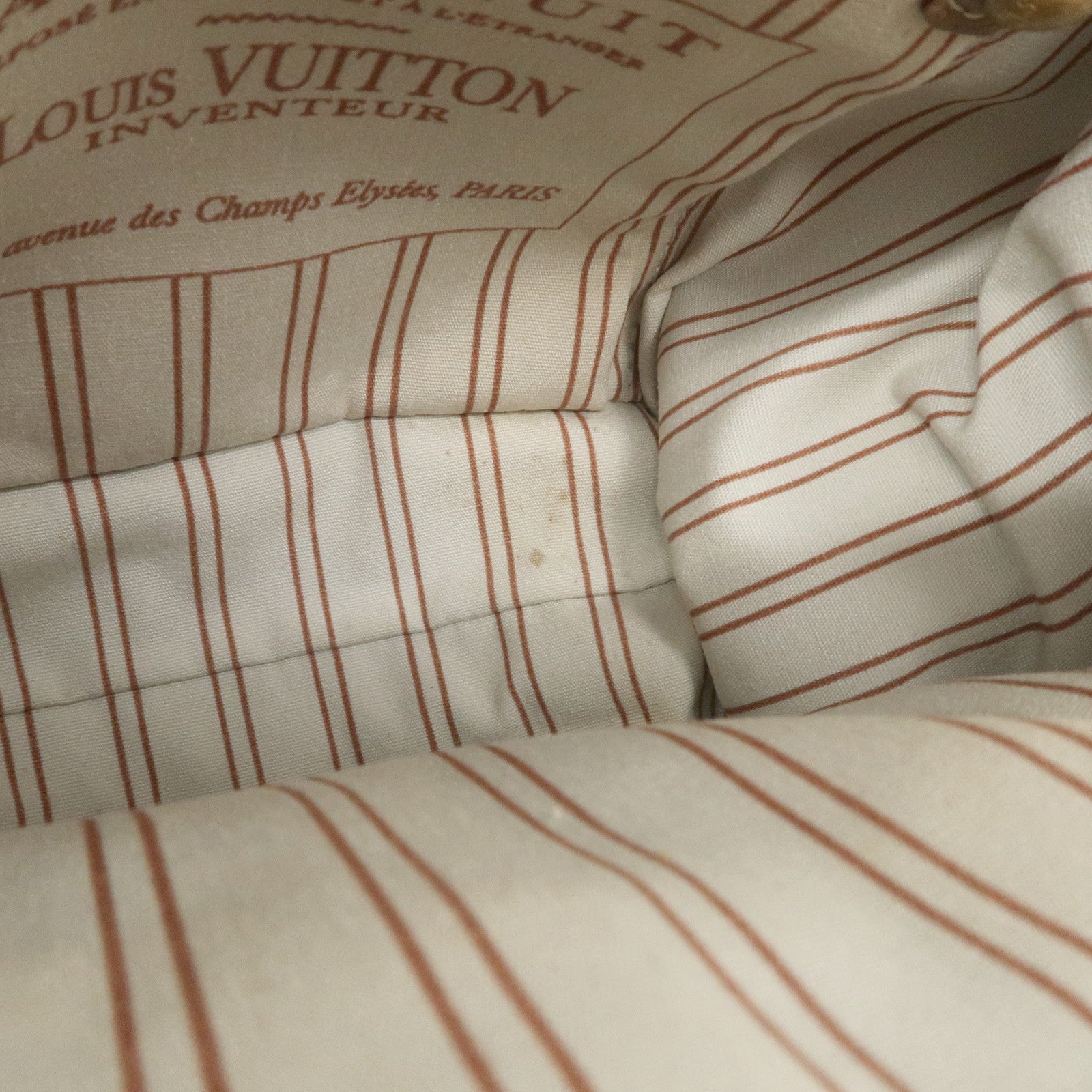 Louis Vuitton Antigua Toile Trianon Sac de Nuit PM Hand Bag M48827