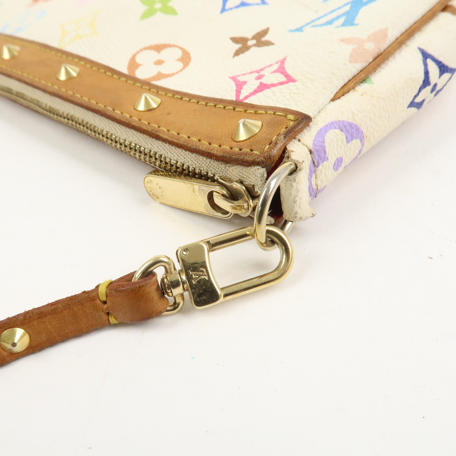 Louis Vuitton Monogram Multicolor Pochette Accessoires Blanc M92649