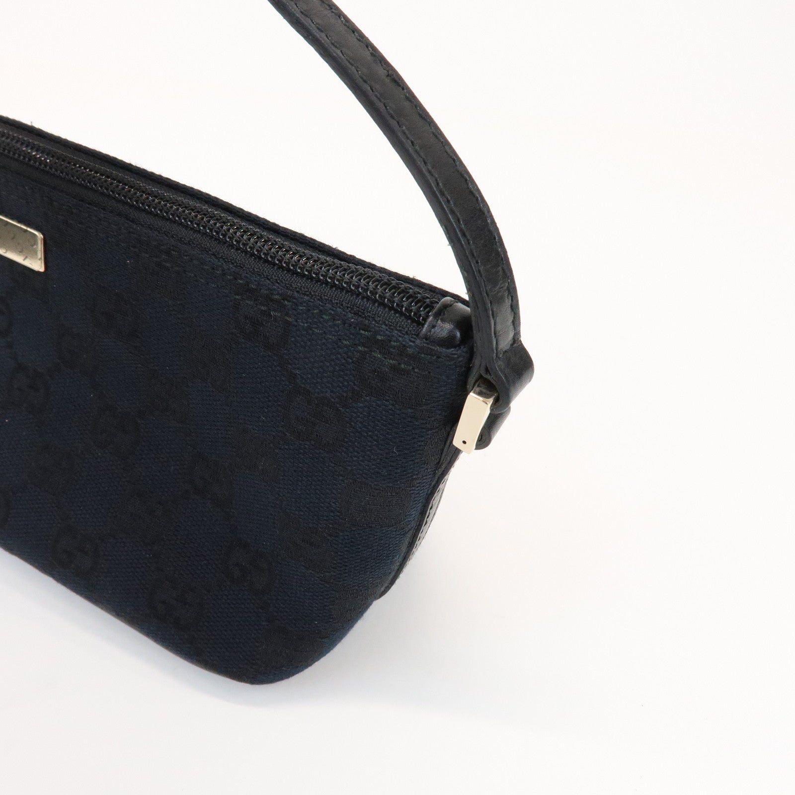 GUCCI Boat Bag GG Canvas Leather Accessory Pouch Hand Bag 039・1103