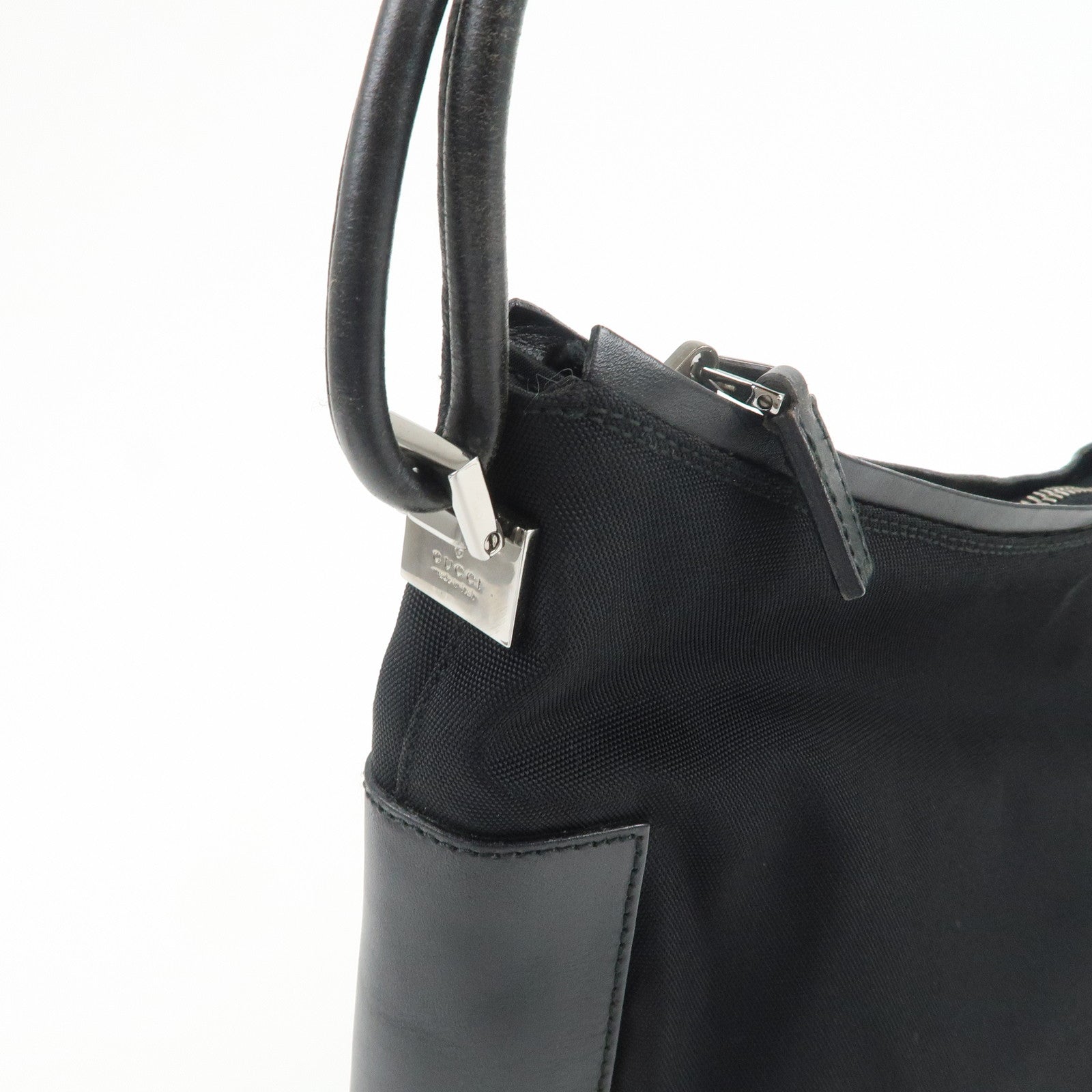 GUCCI Nylon Leather Shoulder Bag Hand Bag Black 001 ・3766