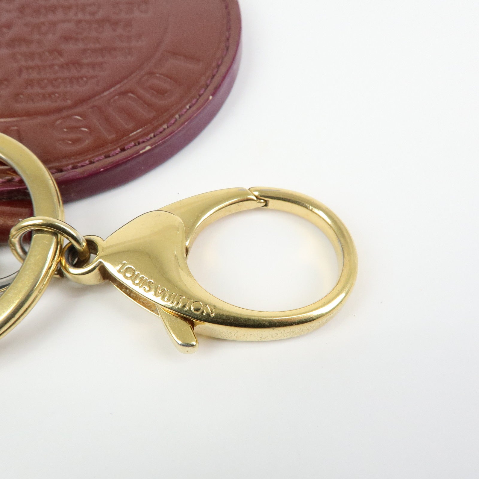 Louis Vuitton Vernis Leather Porte Cles Rond T&B Key Charm M93604