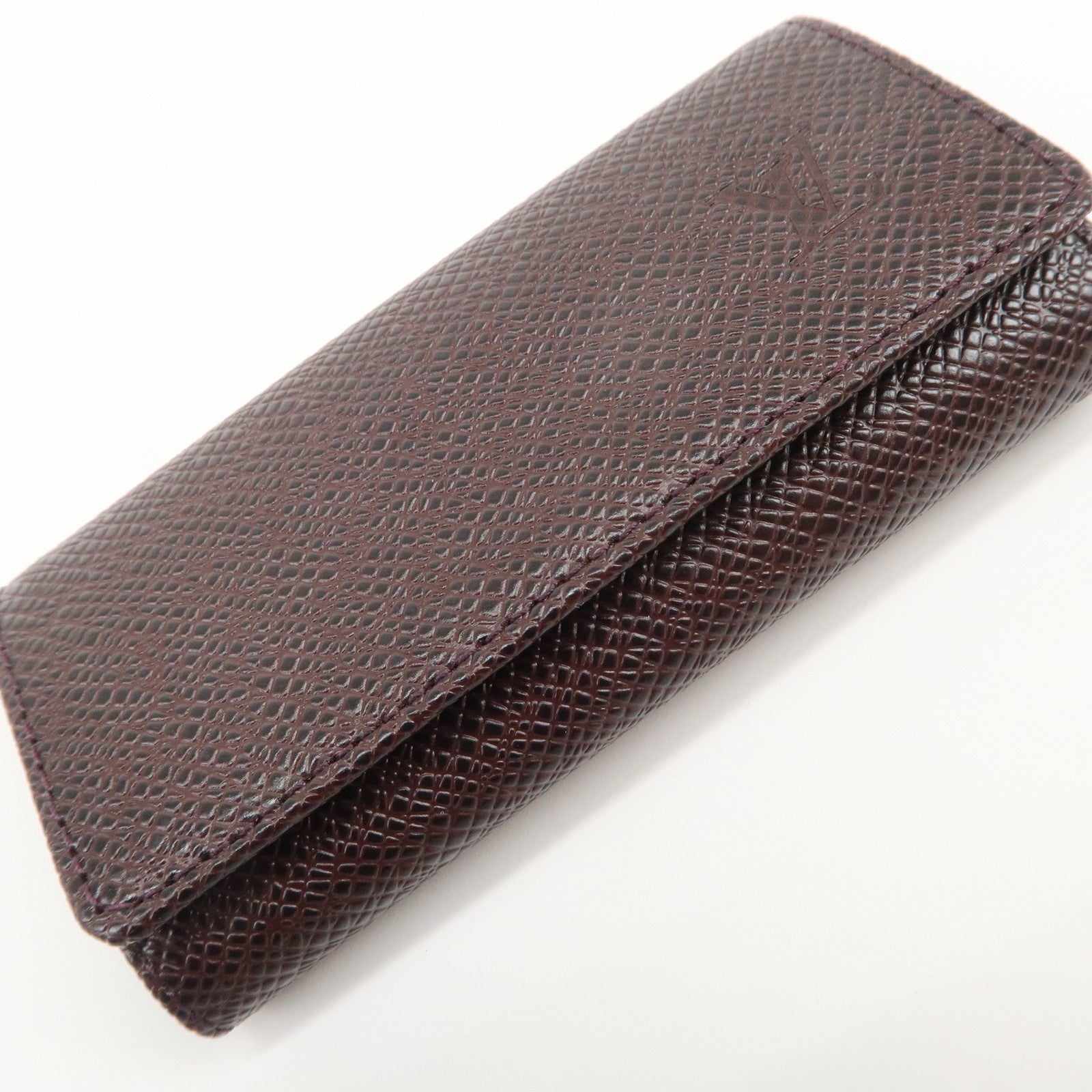 Louis Vuitton Taiga Multicles 4 Key Case Key Holder Grizzly M30528