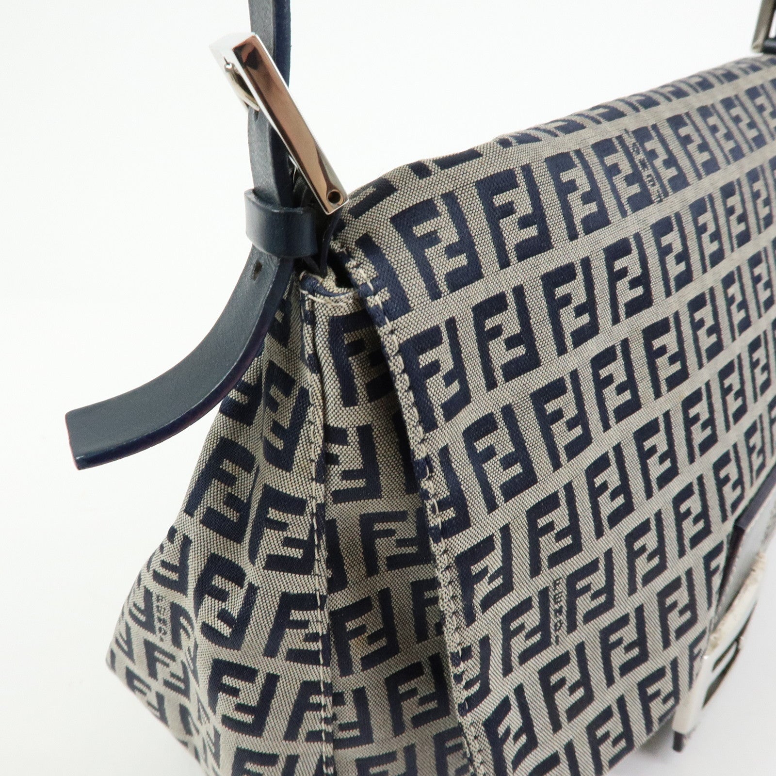FENDI Zucchino Mamma Baguette Canvas Leather Shoulder Bag 26325 Auth Used F/S