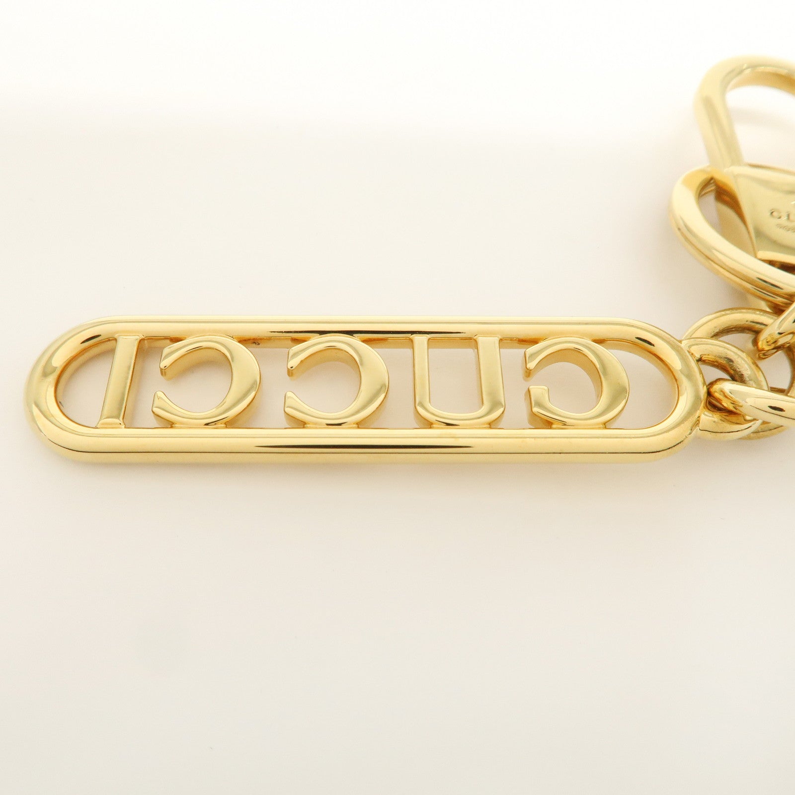 GUCCI Script Keychain Key Charm Metal Gold 773969