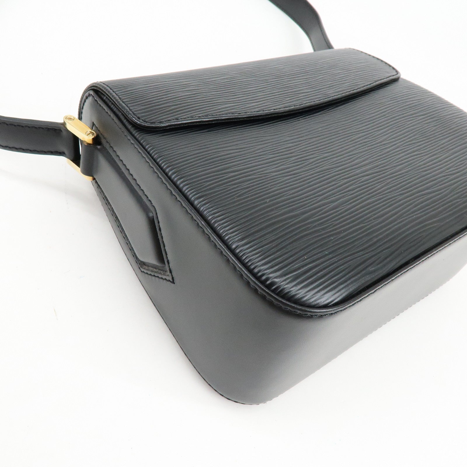 Louis Vuitton Epi Buci Shoulder Bag Hand Bag Noir M52202