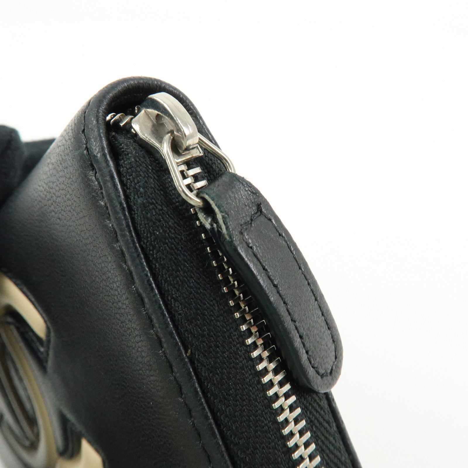 CHANEL COCO Mark Lamb Skin Round Zippy Compact Wallet Black Beige