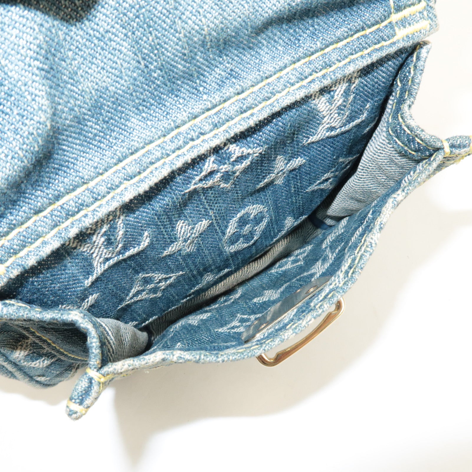 Louis Vuitton Monogram Denim Camera Bag Shoulder Bag Blue M95348