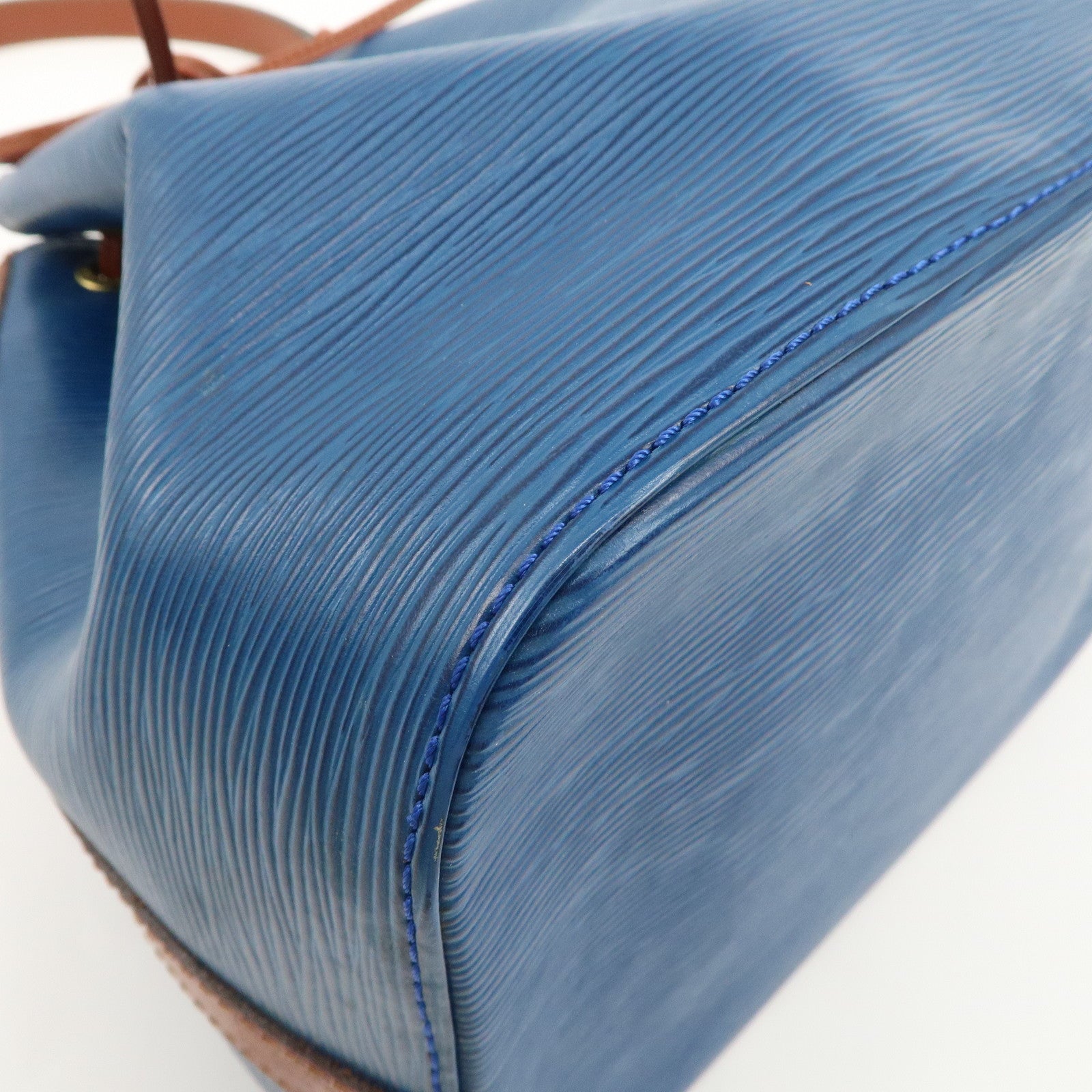 Louis Vuitton Epi Petit Noe Shoulder Bag Bi-Color Blue Kenya Brown Used