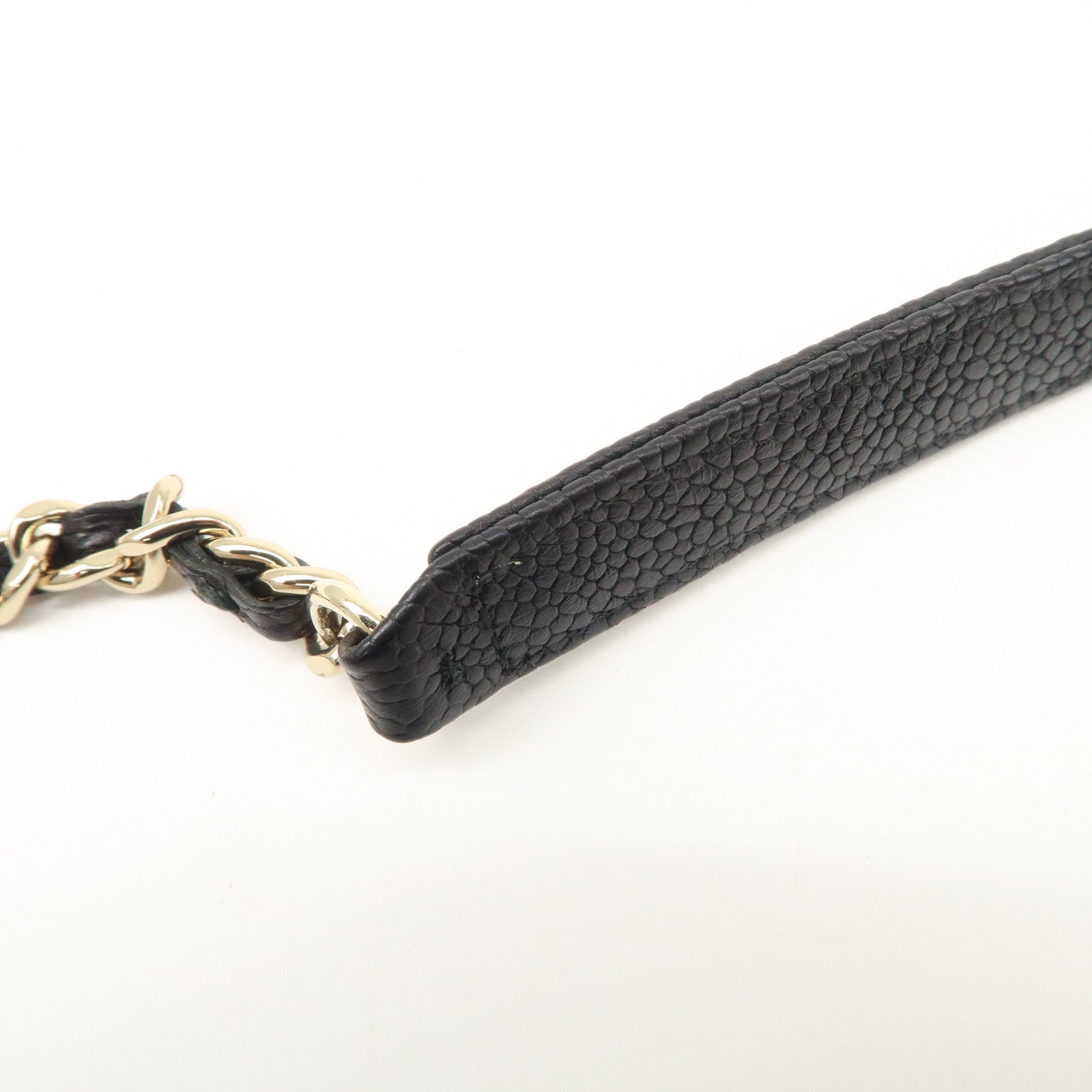 CHANEL Matelasse Caviarskin Chain Wallet COW Shoulder Bag Black Used