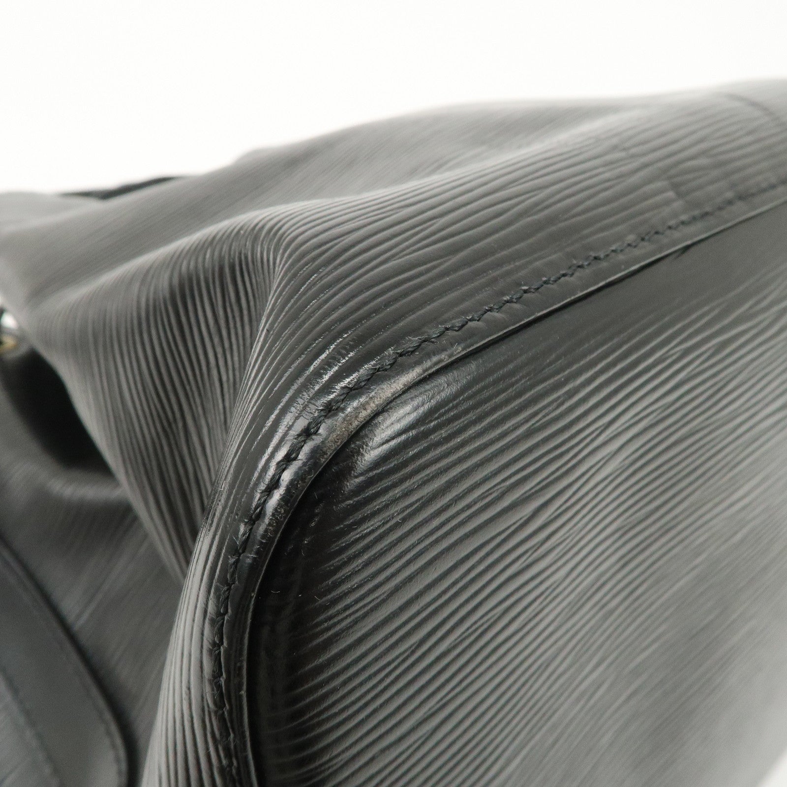 Louis Vuitton Epi Petit Noe Shoulder Bag Noir Black M59012