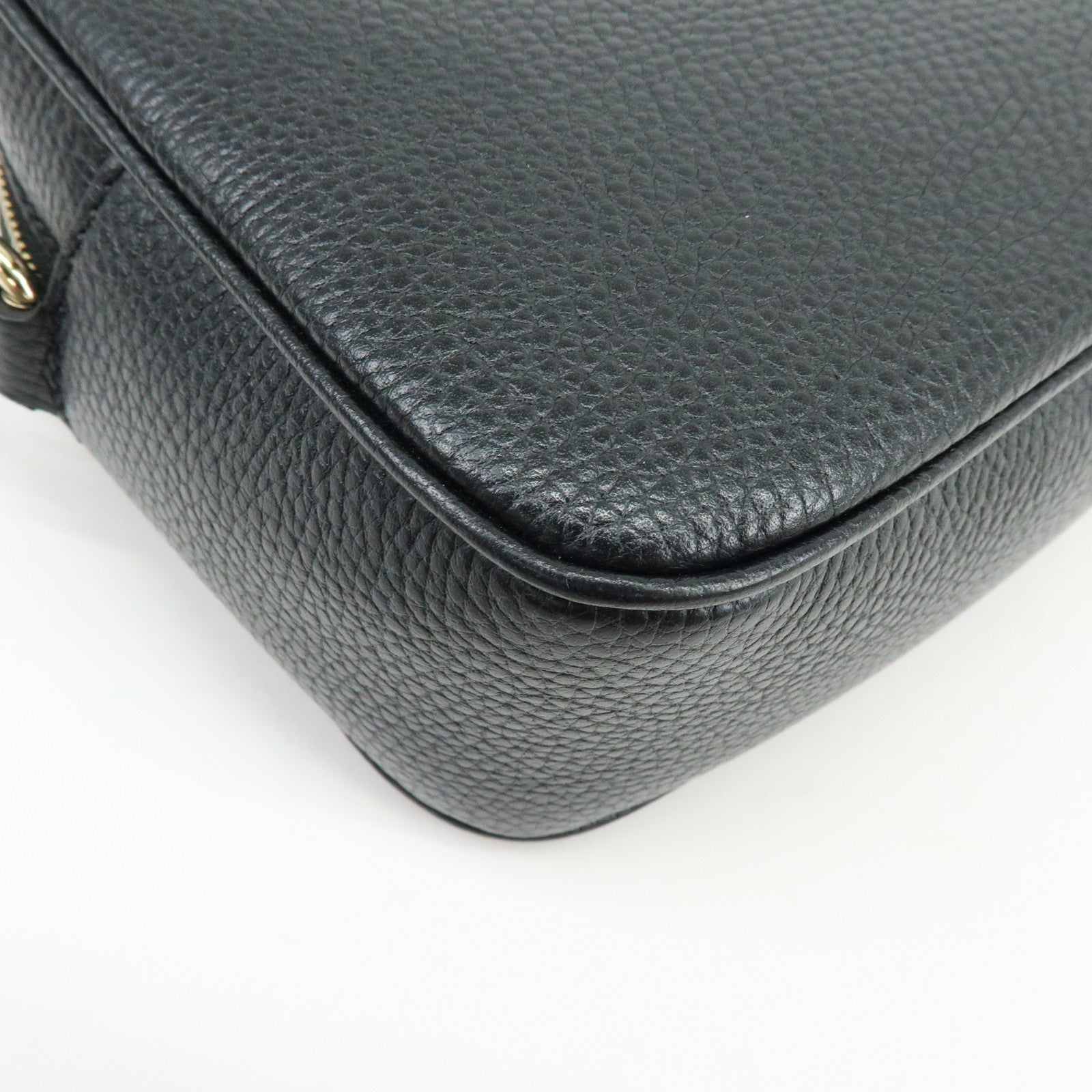 GUCCI SOHO Leather Small Disco Shoulder Crossbody Bag Black 722319