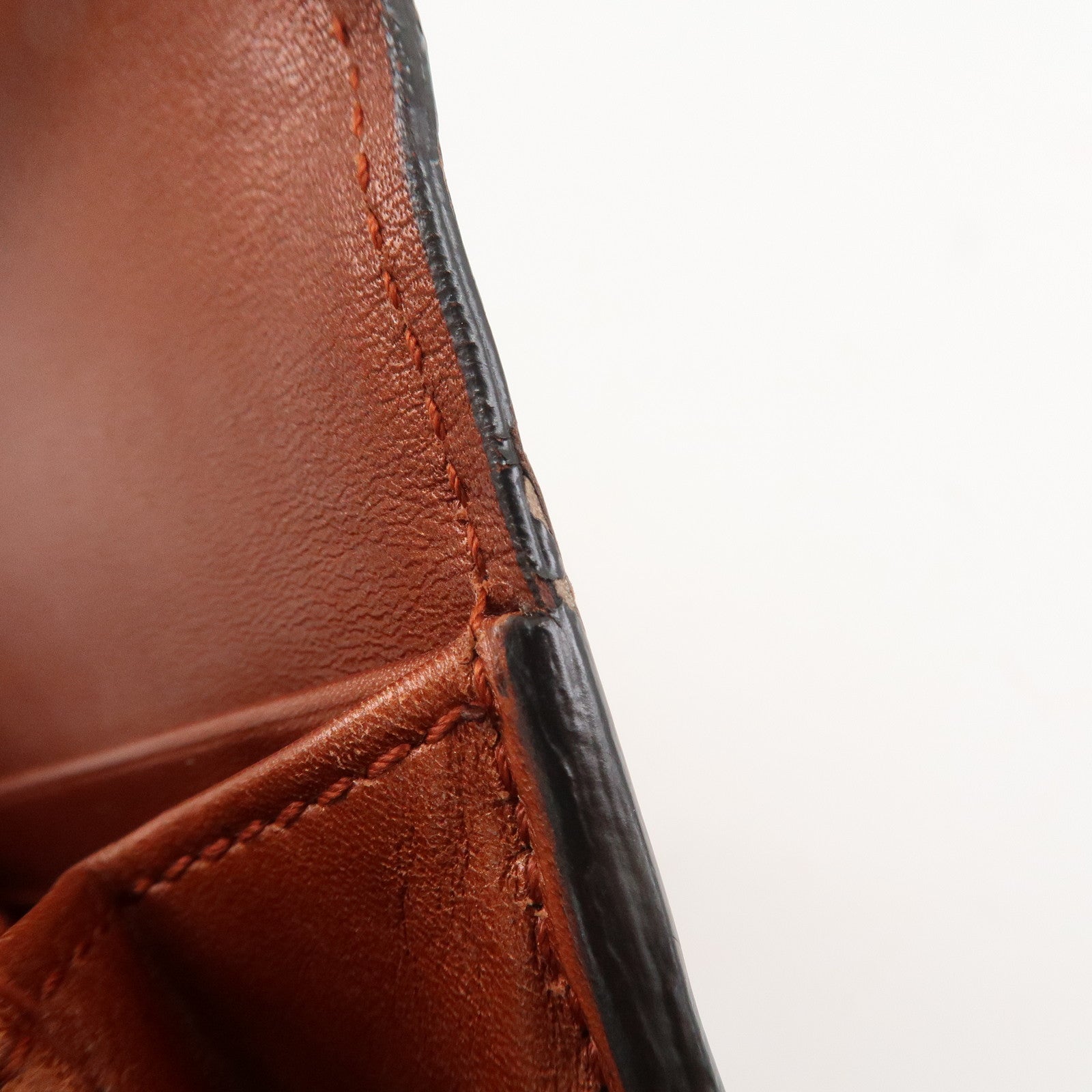 GUCCI Interlocking G Guccissima Lovely Heart Leather Wallet 251861 Used