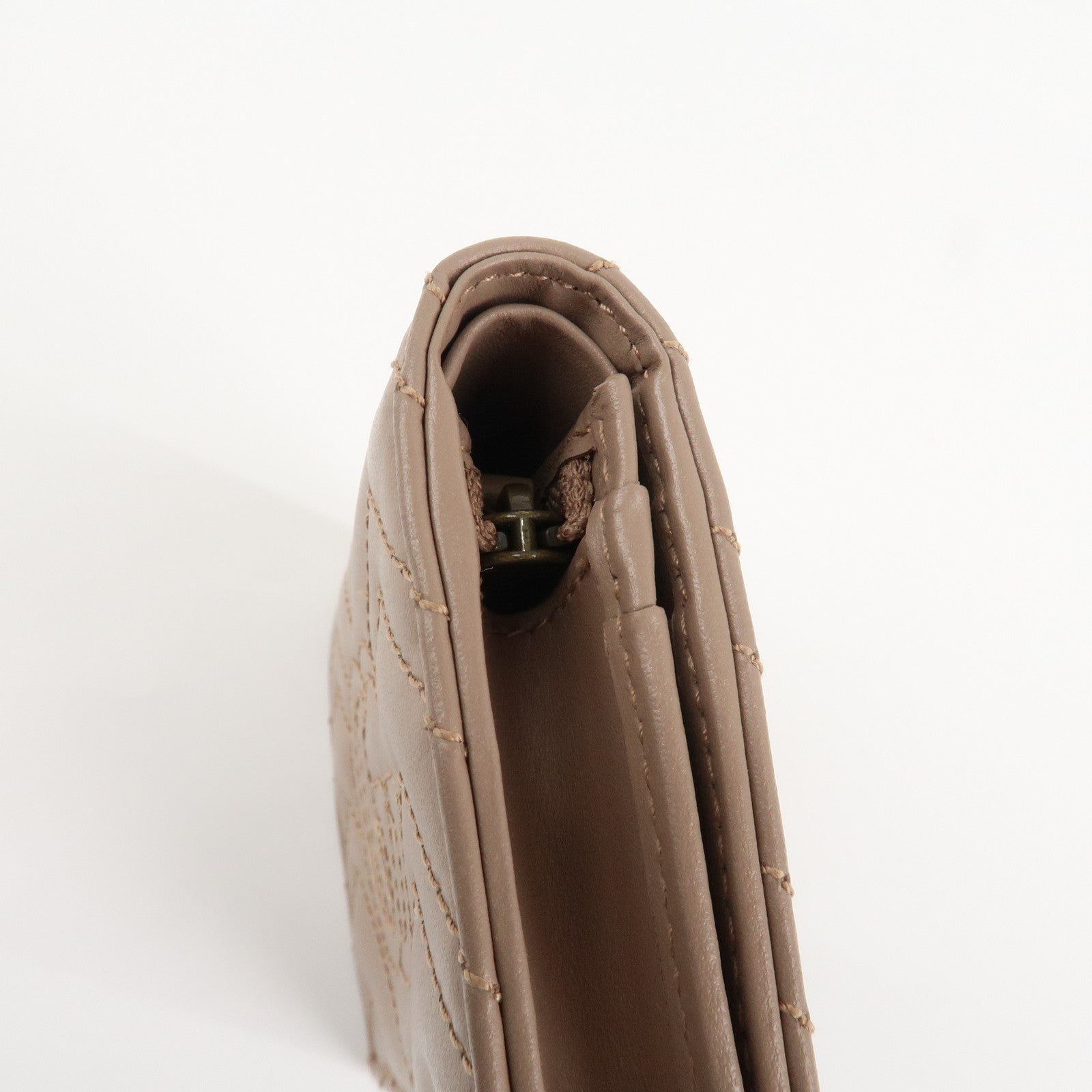 GUCCI Marmont Leather Bi-fold Small Wallet Taupe 466492 Used