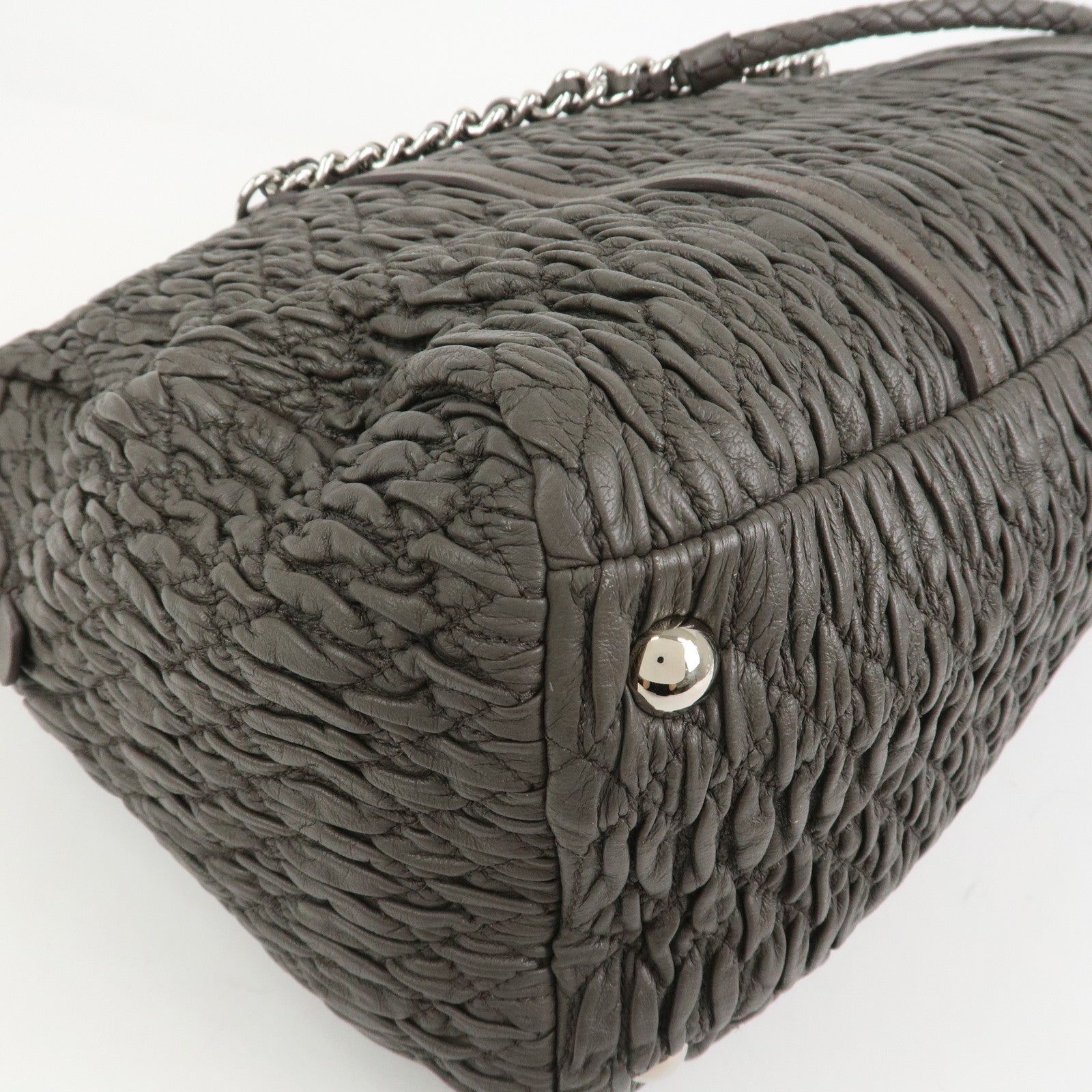 MIUMIU Logo Matelasse Nappa Leather Chain Shoulder Bag Gray