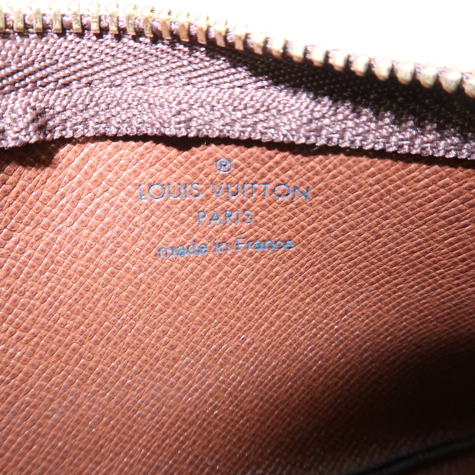 Louis Vuitton Monogram Pochette Cles Coin Case Key Case M62650