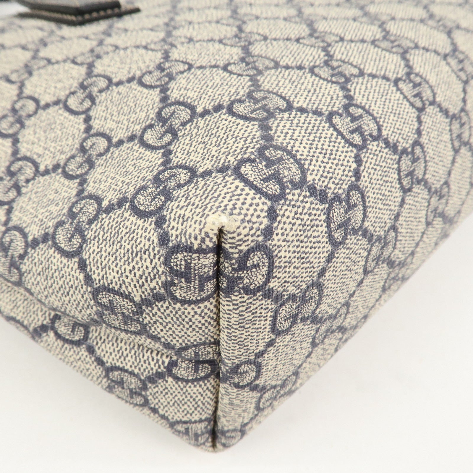 GUCCI GG Supreme PVC Leather Tote Bag Hand Bag Beige Black 211138