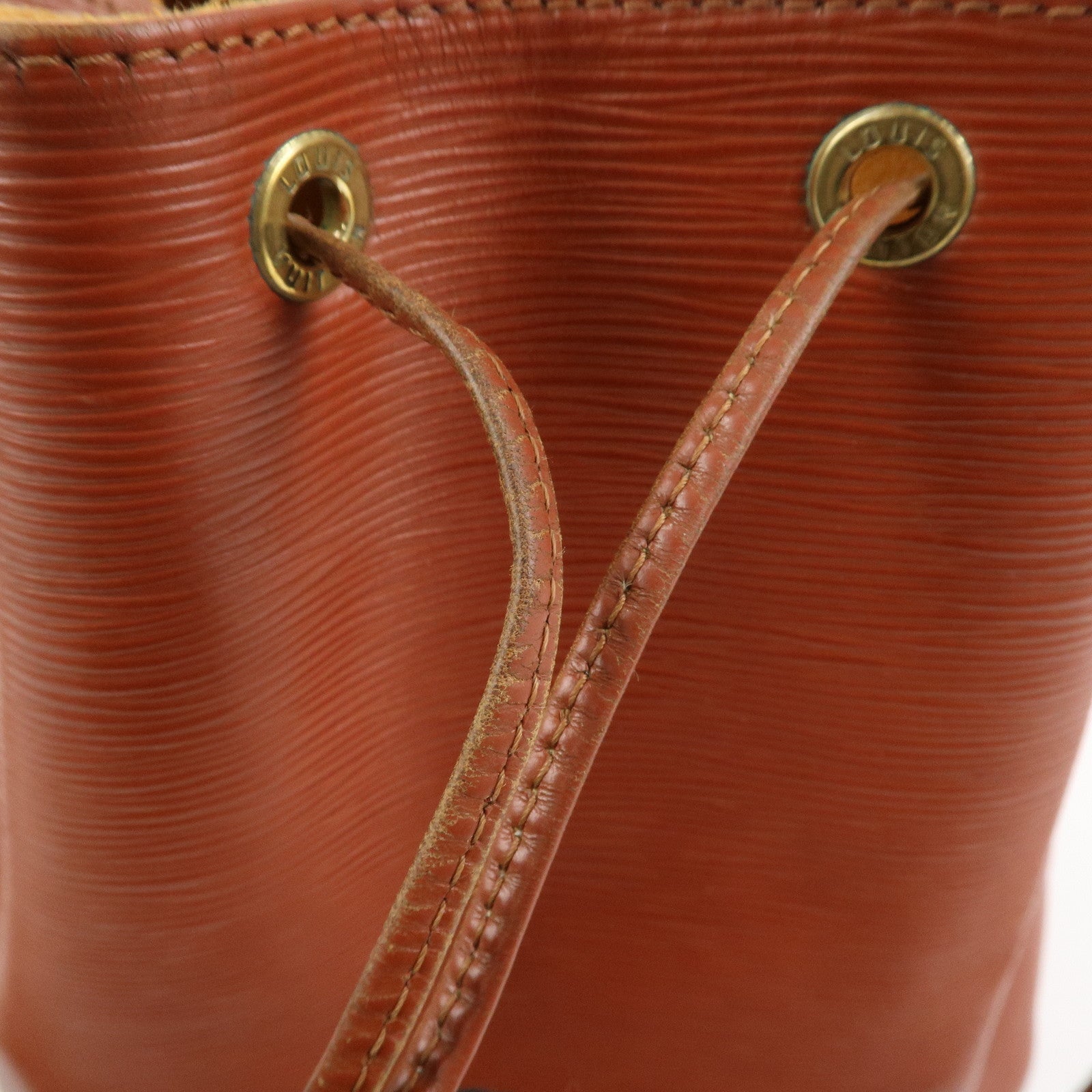 Louis Vuitton Epi Petit Noe Shoulder Bag Kenya Brown M44103