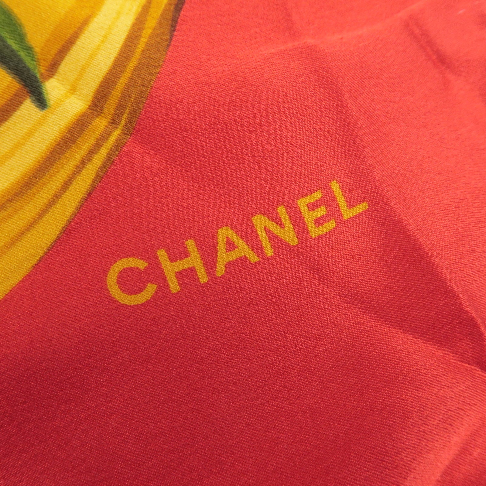 CHANEL Silk 100% Scarf Rose Print Floral Pattern 93x93 Red Gold