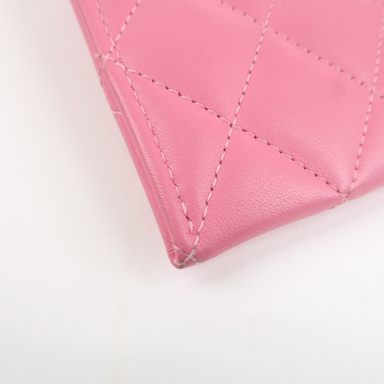 CHANEL Lamb Skin Matelasse Boy Chanel COCO Mark Fragment Case Used