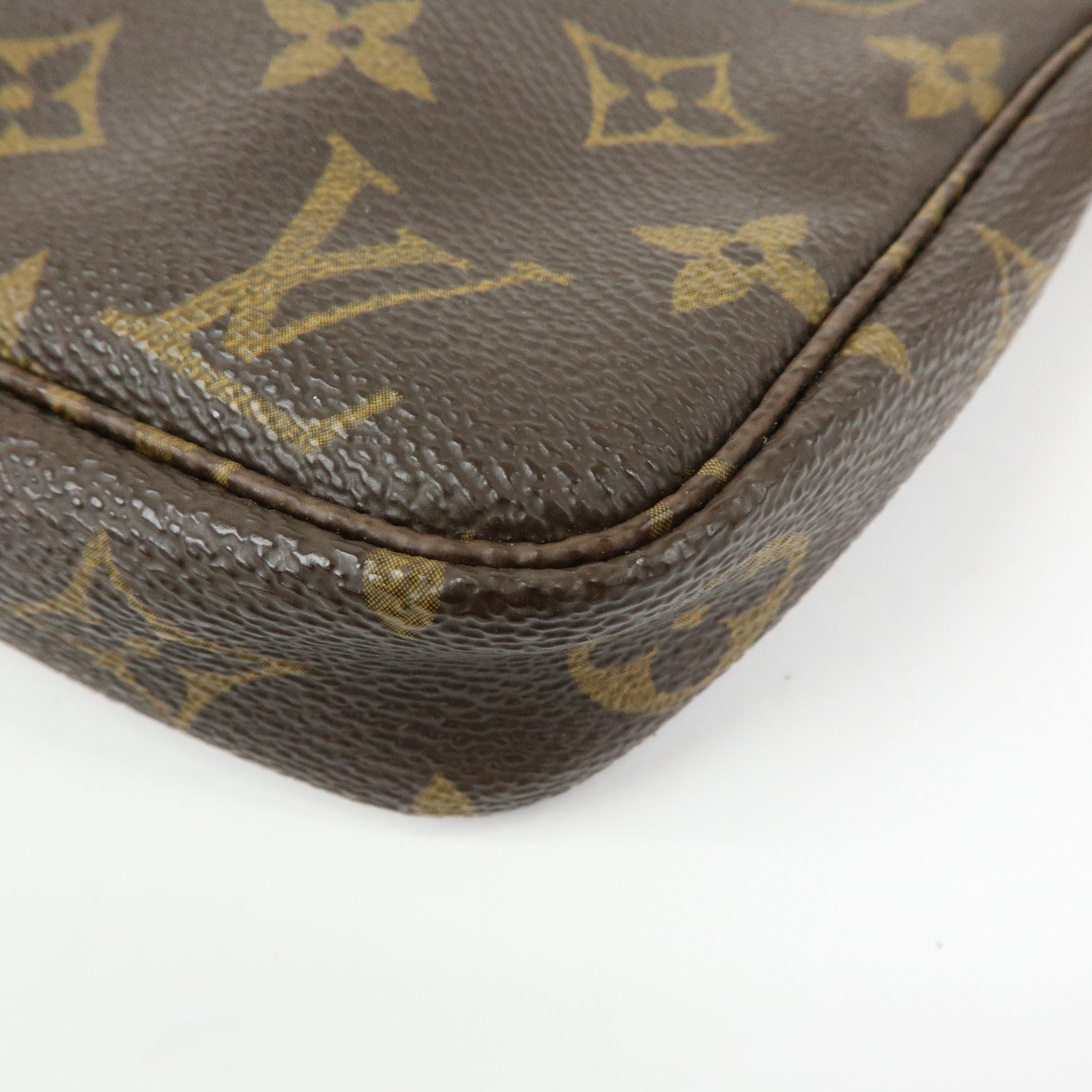 Louis Vuitton Monogram Pochette Accessoires Pouch Hand Bag M51980