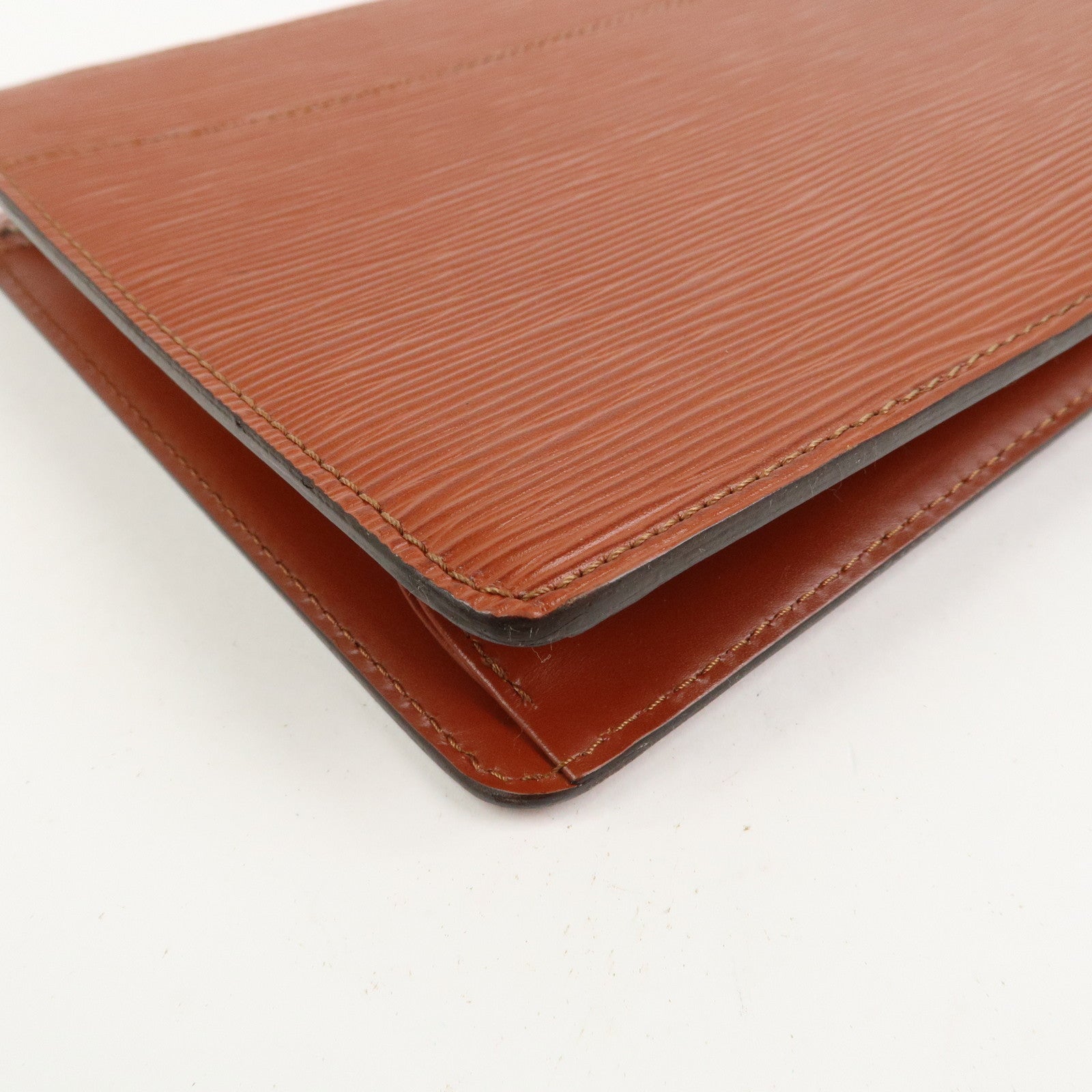 Louis Vuitton Epi Pochette Homme Clutch Bag Kenya Brown M52523