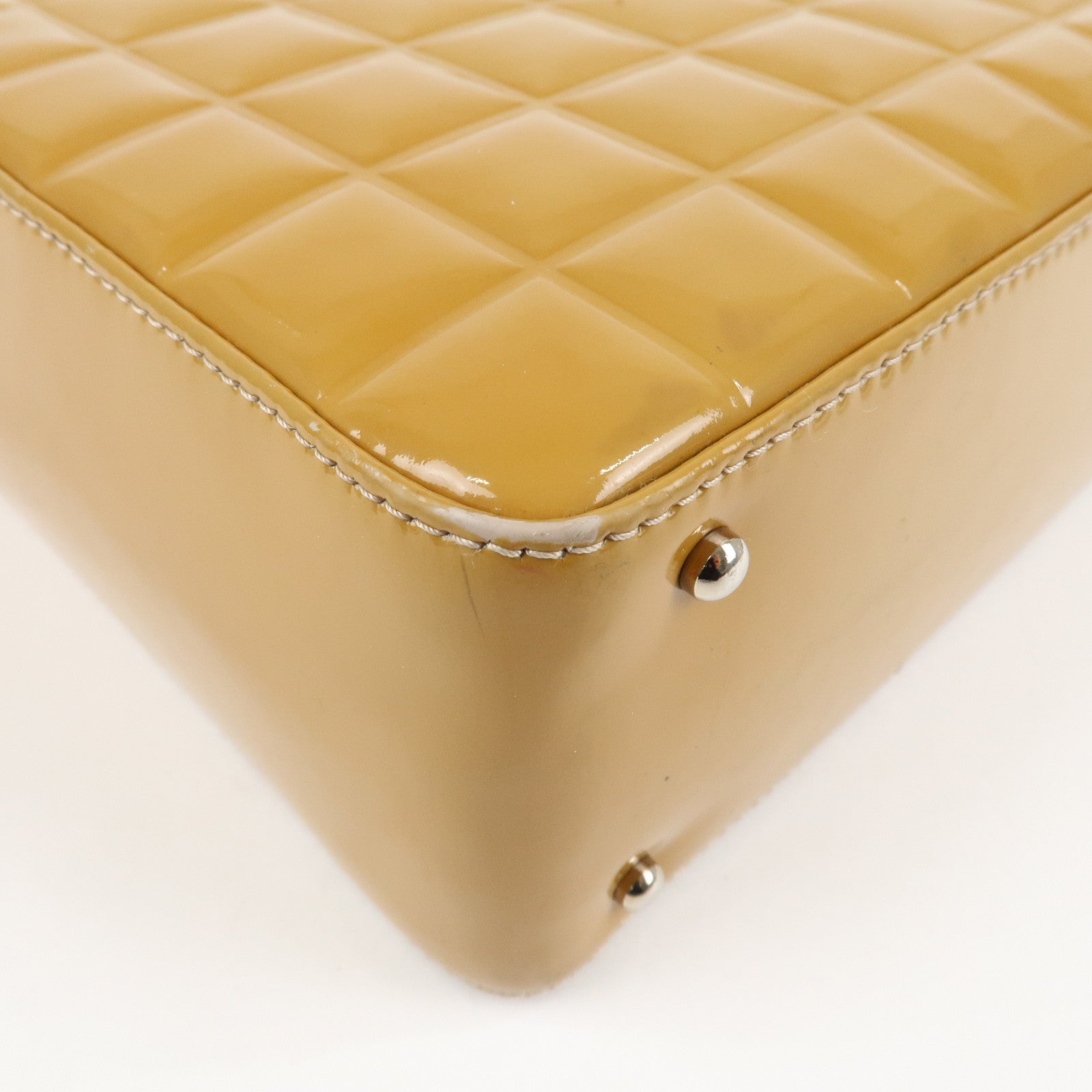 CHANEL COCO Mark Chocolate Bar Patent Leather Shoulder Bag Beige Used