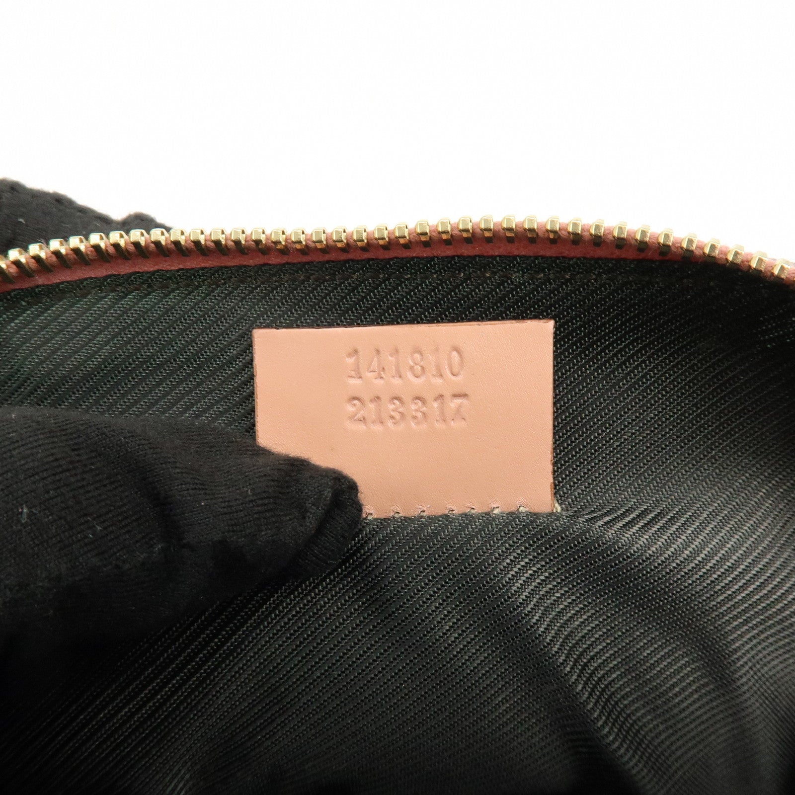 GUCCI Guccissima Leather Cosmetic Pouch Accessory Pouch Pink 141810