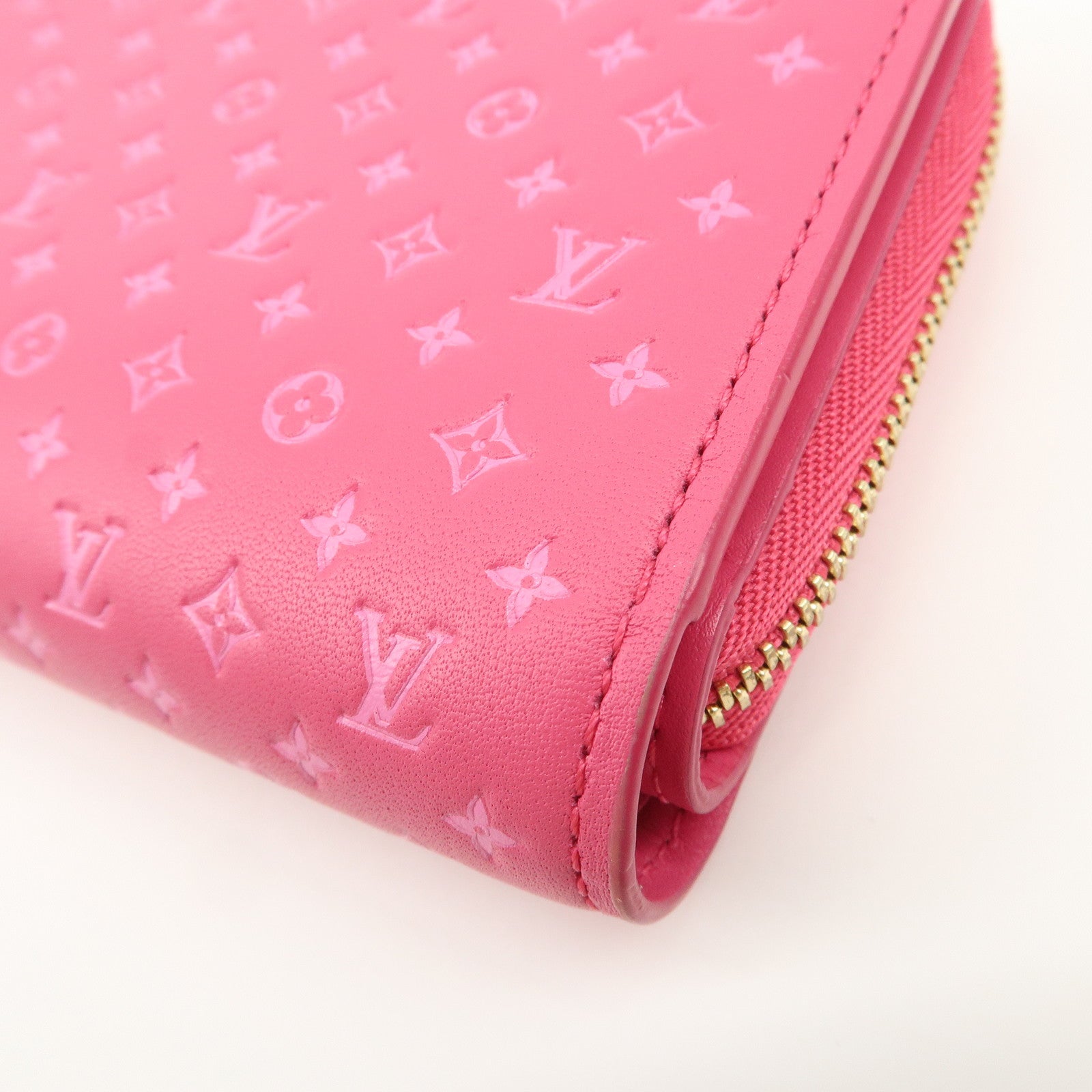 Louis Vuitton Nano Monogram Portefeuille Lou Wallet Pink M82357 Used