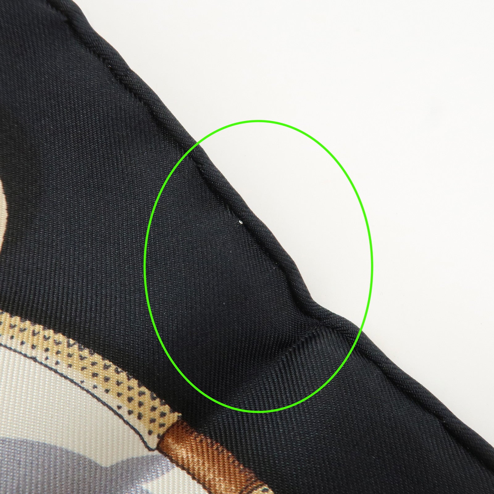 HERMES Carre 45 Silk 100% Scarf Cannes et Pommeaux Black White