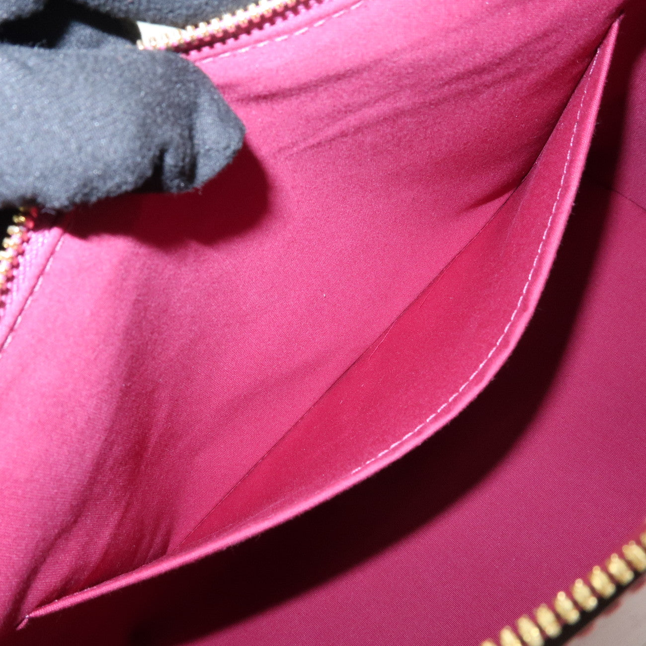 Louis Vuitton Vernis Monogram Tote Miroir 2Way Bag Magenta M54640