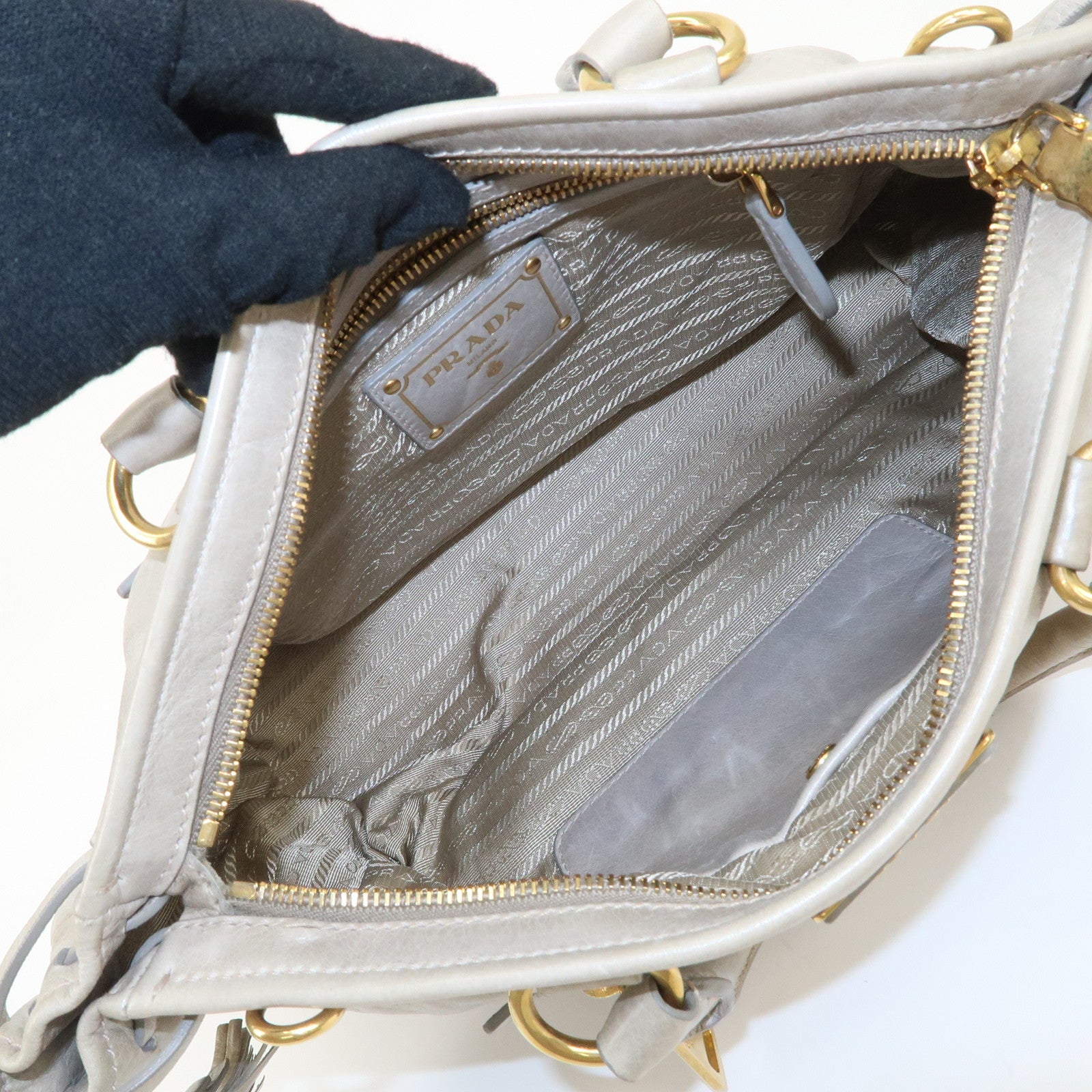 PRADA Triangle Logo VITELLOSHINE Leather 2Way Bag Hand Bag Gray BN1921 Used