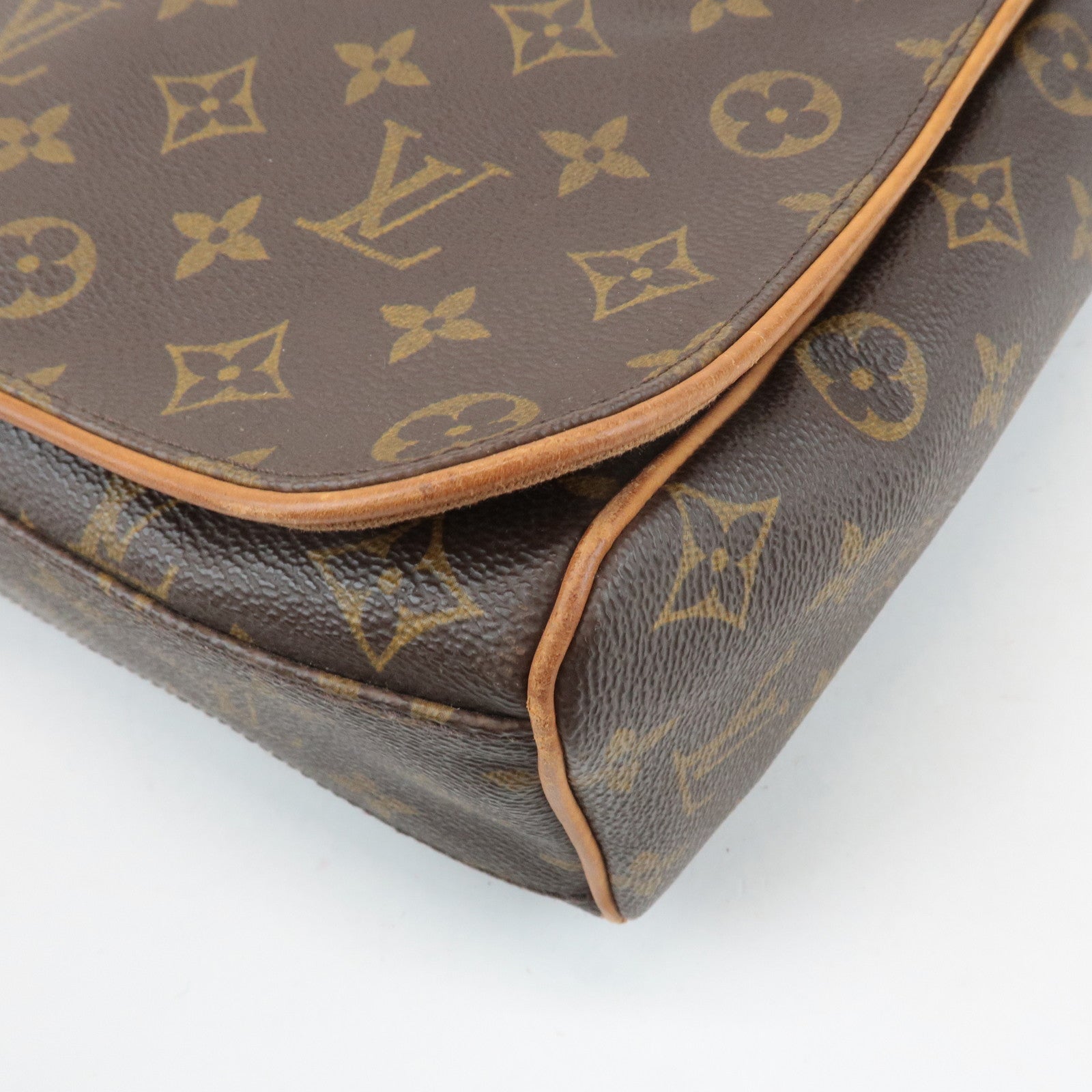 Louis Vuitton Monogram Abbesses Messenger Bag Shoulder Bag M45257 Used
