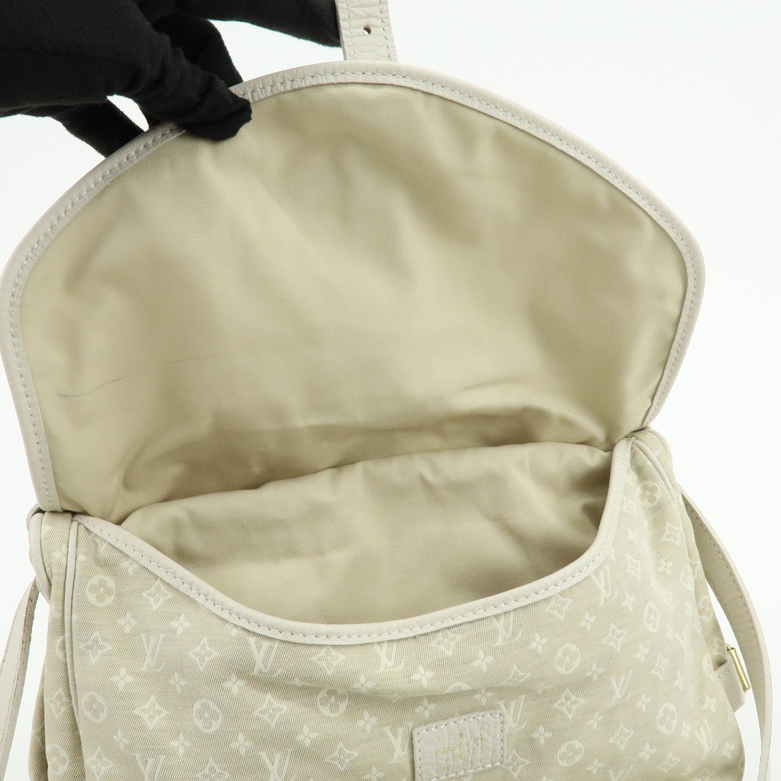 Louis Vuitton Monogram Mini Lin Saumur 30 Shoulder Bag Dune M95314