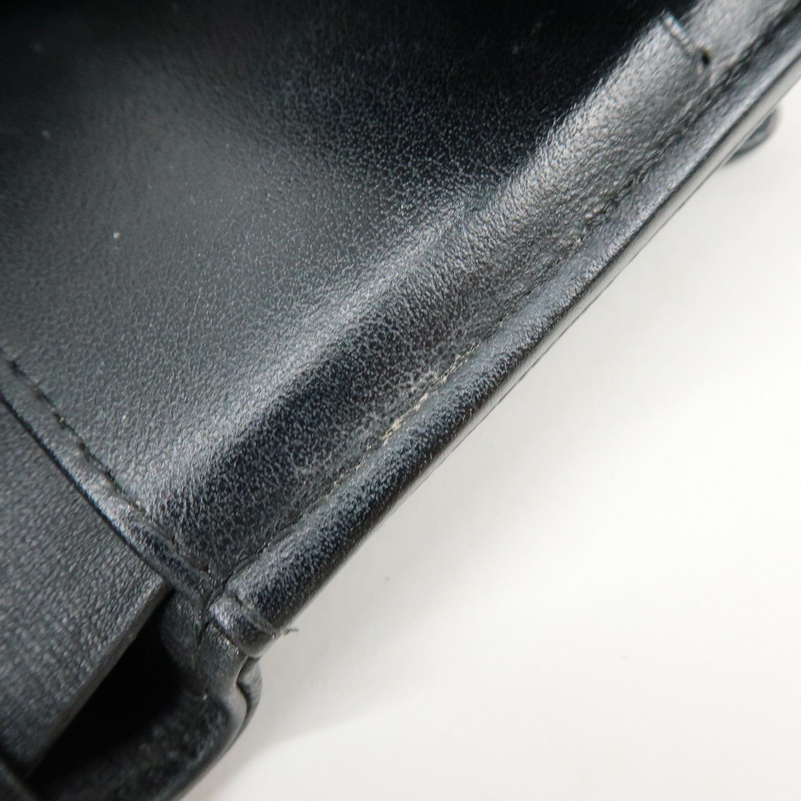 CHANEL Boy CHANEL Cavairskin Flap Compact Wallet Black A80734
