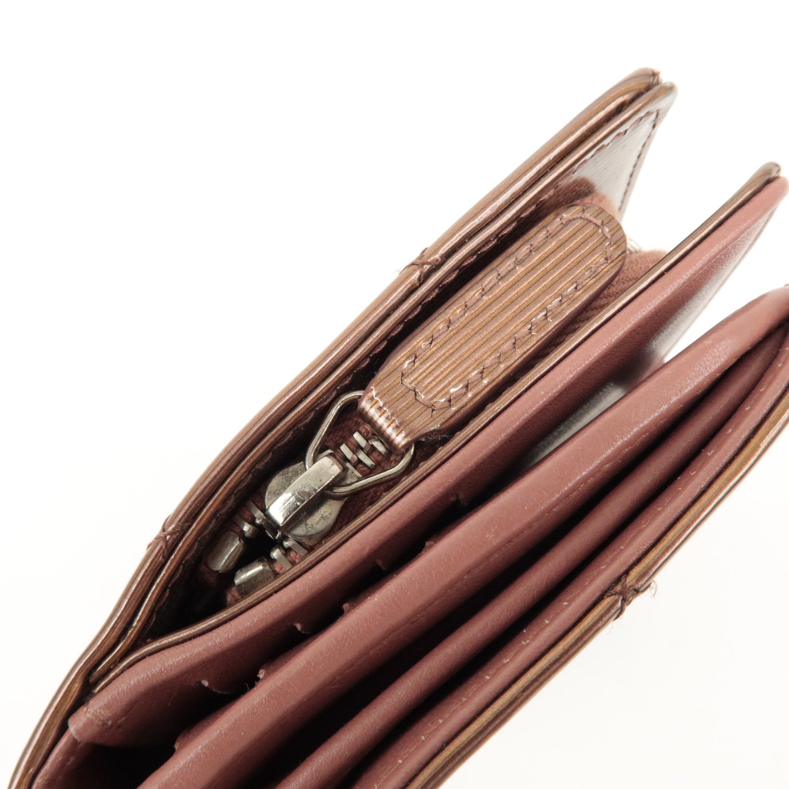 CHANEL Matelasse Patent Leather Long Wallet Silver HDW Brown Used