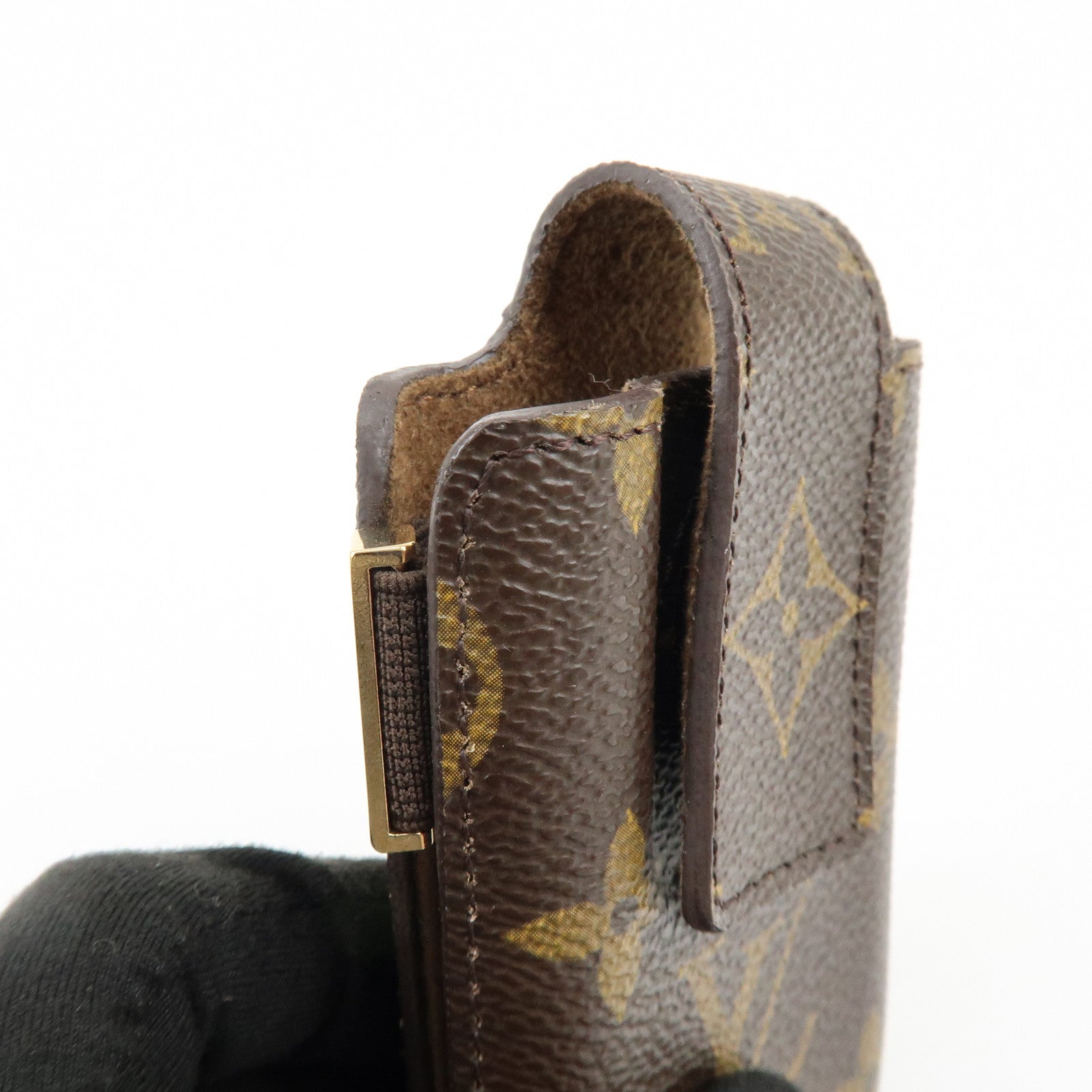 Louis Vuitton Monogram Etui Telephone International PM M63064